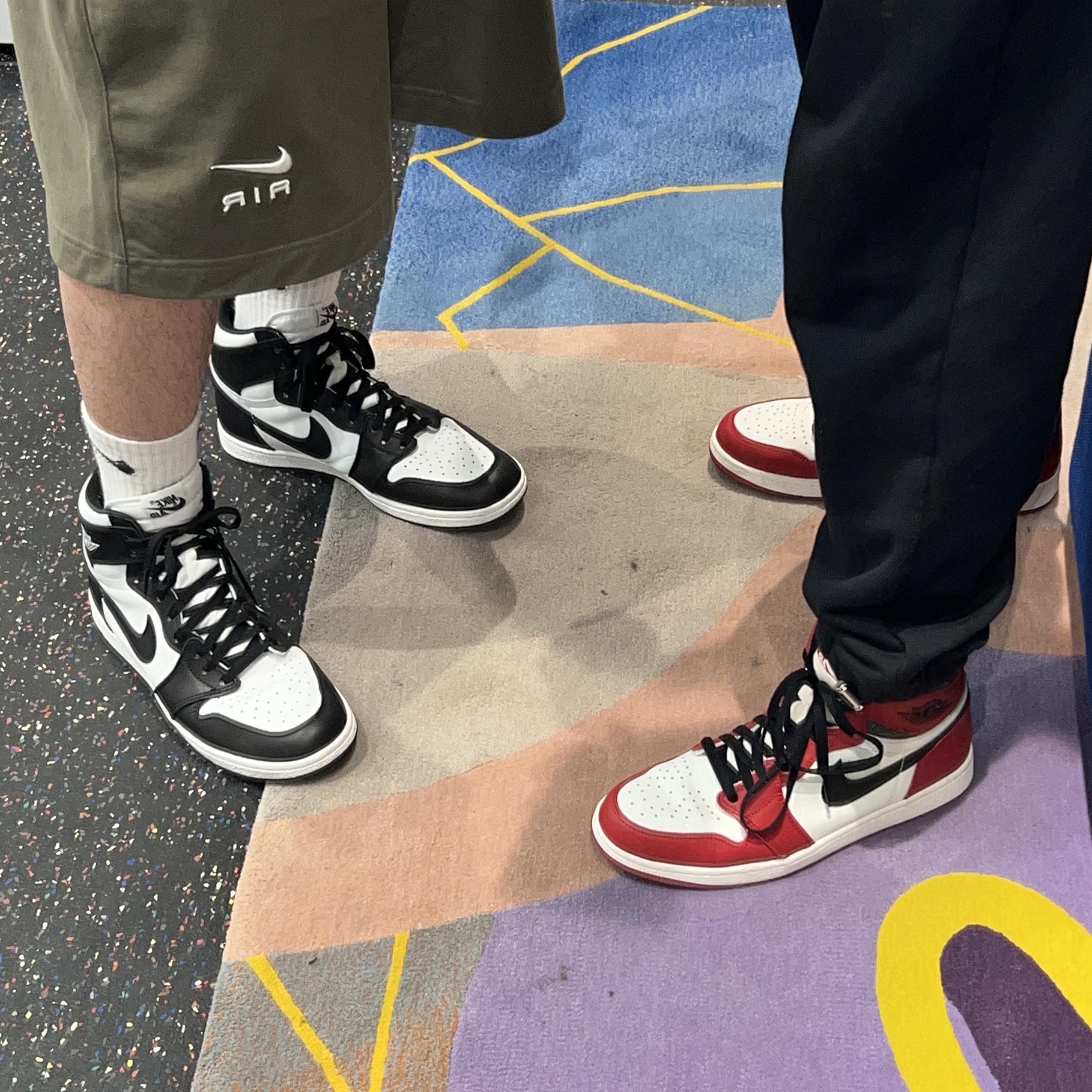 Jordan 1 High 85 Black White, Jordan 1 Retro High OG Chicago 2022 착용 스타일
