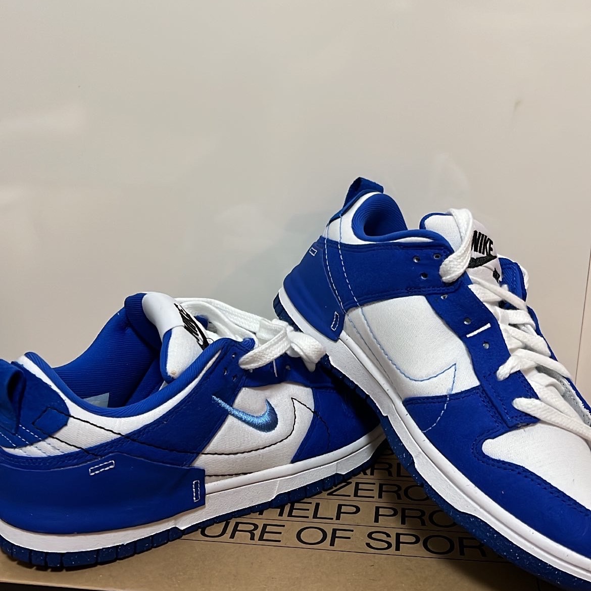 (W) Nike Dunk Low Disrupt 2 White and University Blue 착용 스타일