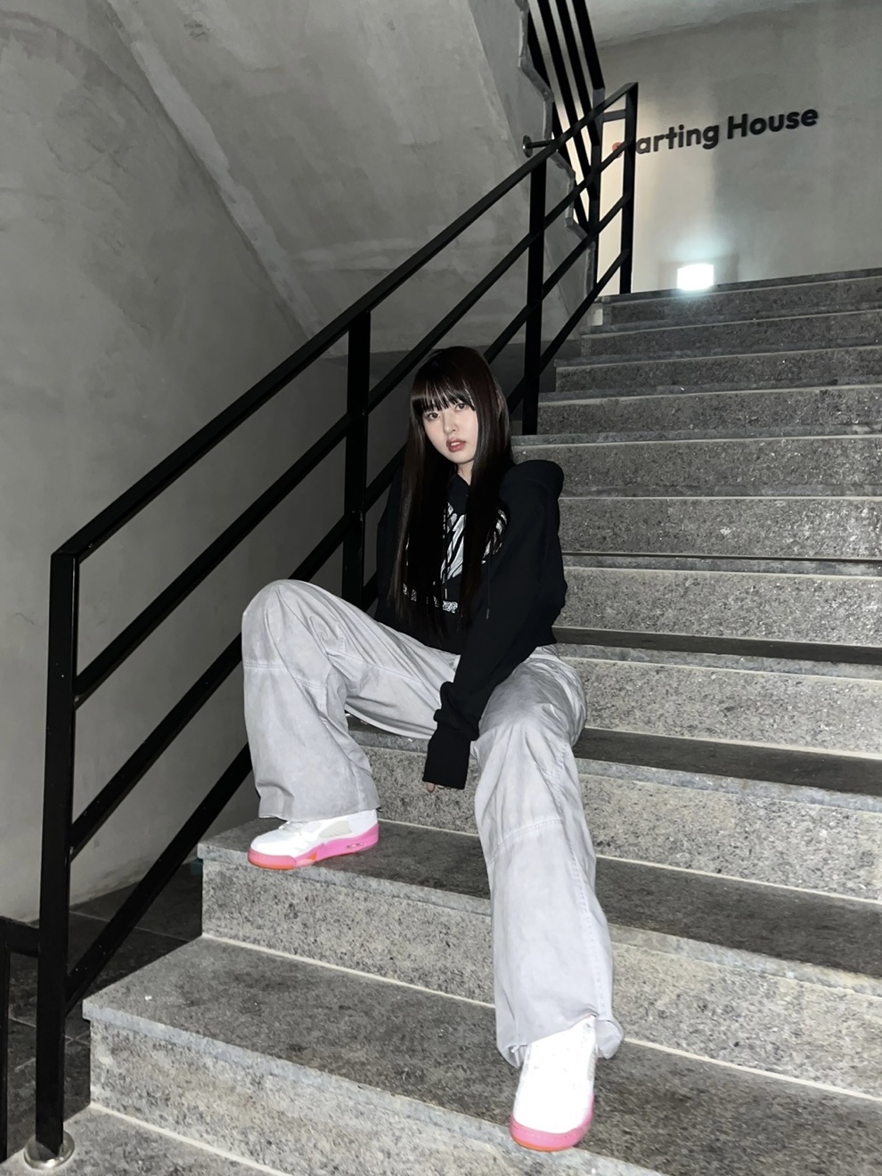 (GS) Jordan 5 Retro Pinksicle and Safety Orange 착용 스타일 - 1