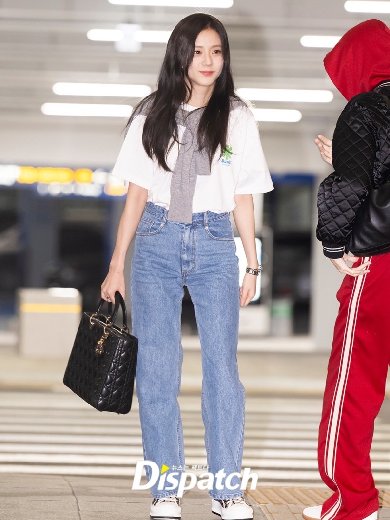 (W) Dior Walk'N'Dior Platform Sneakers Deep Blue Dior Oblique 착용 스타일 - 1