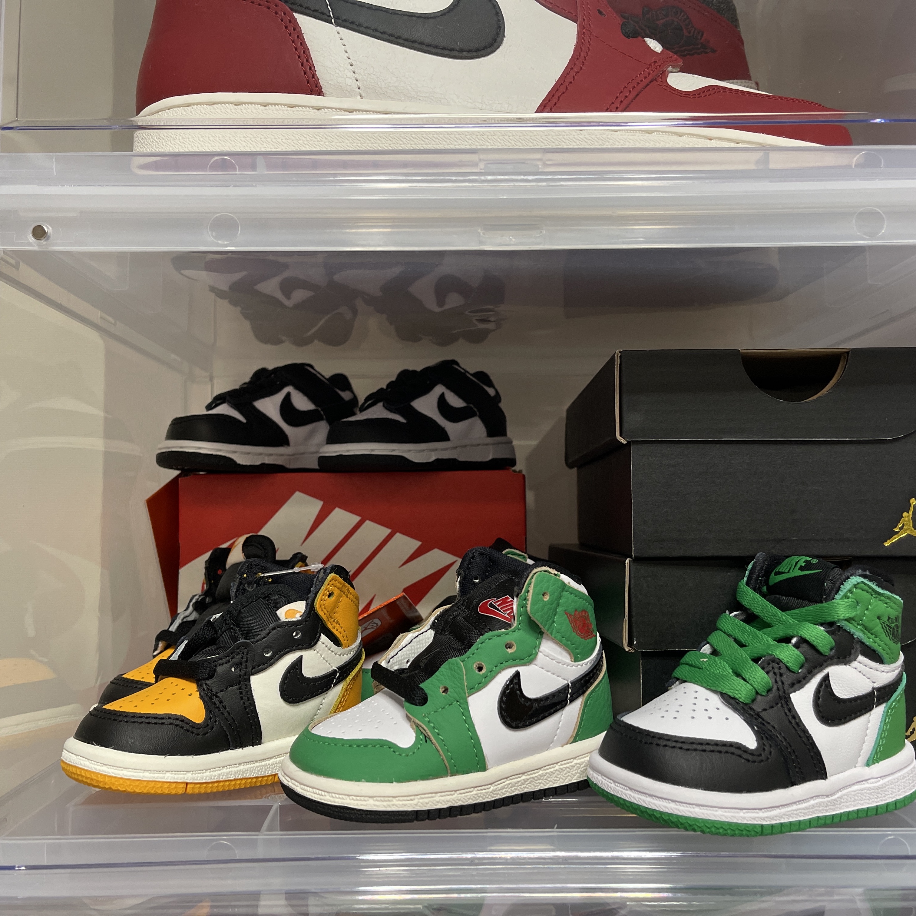 (TD) Jordan 1 Retro High OG Black and Lucky Green, (TD) Nike Dunk Low Black 착용 스타일