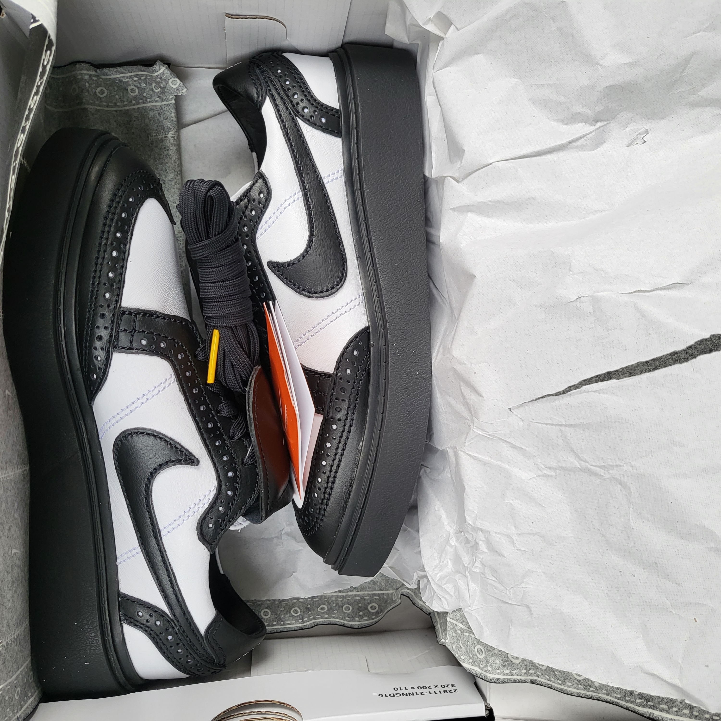Nike x Peaceminusone Kwondo1 Black and White 착용 스타일