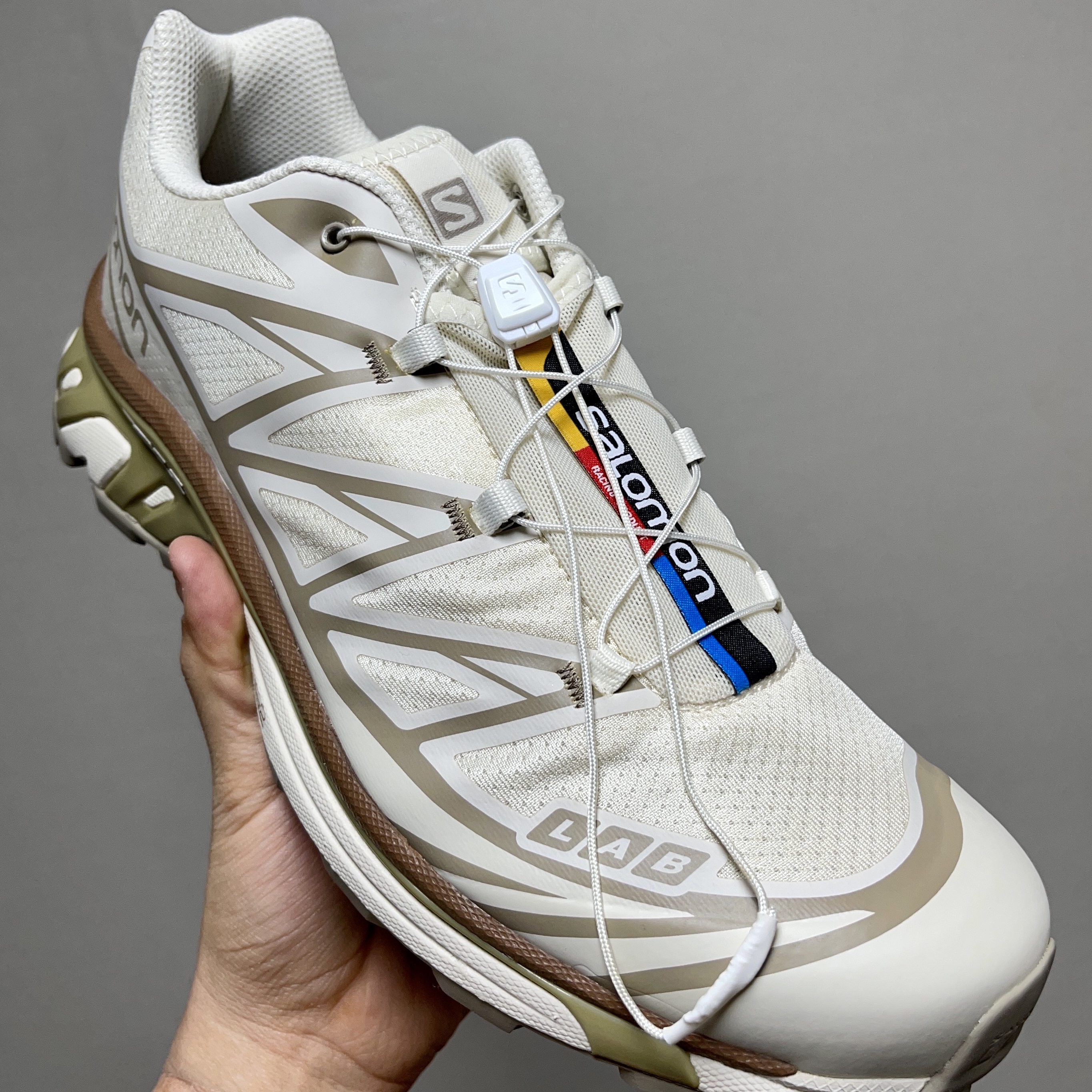 Salomon XT-6 Turtledove, Salomon XT-6 Gore-Tex Black Ebony 착용 스타일 - 1