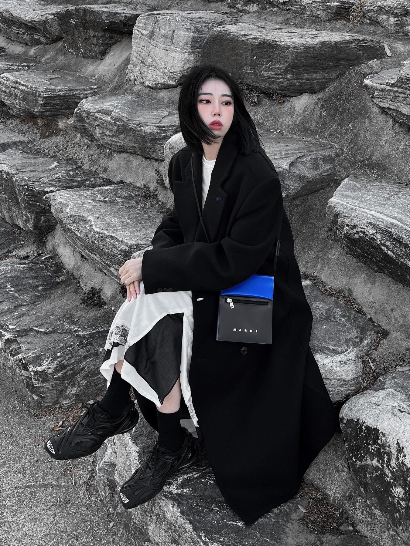 Balenciaga Tyrex Sneakers Black, Zara x Ader Error Oversized Wool Coat Black 착용 스타일 - 1