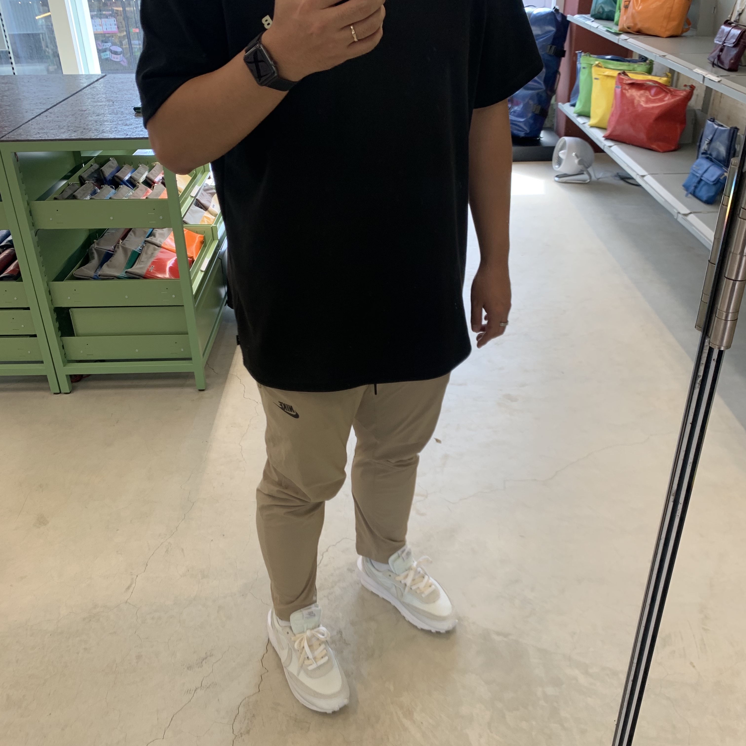 Nike x Sacai LDWaffle White Nylon 착용 스타일