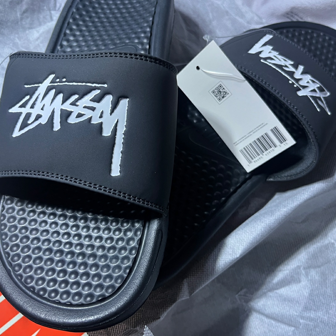 Nike x Stussy Benassi Slide Off Noir 착용 스타일
