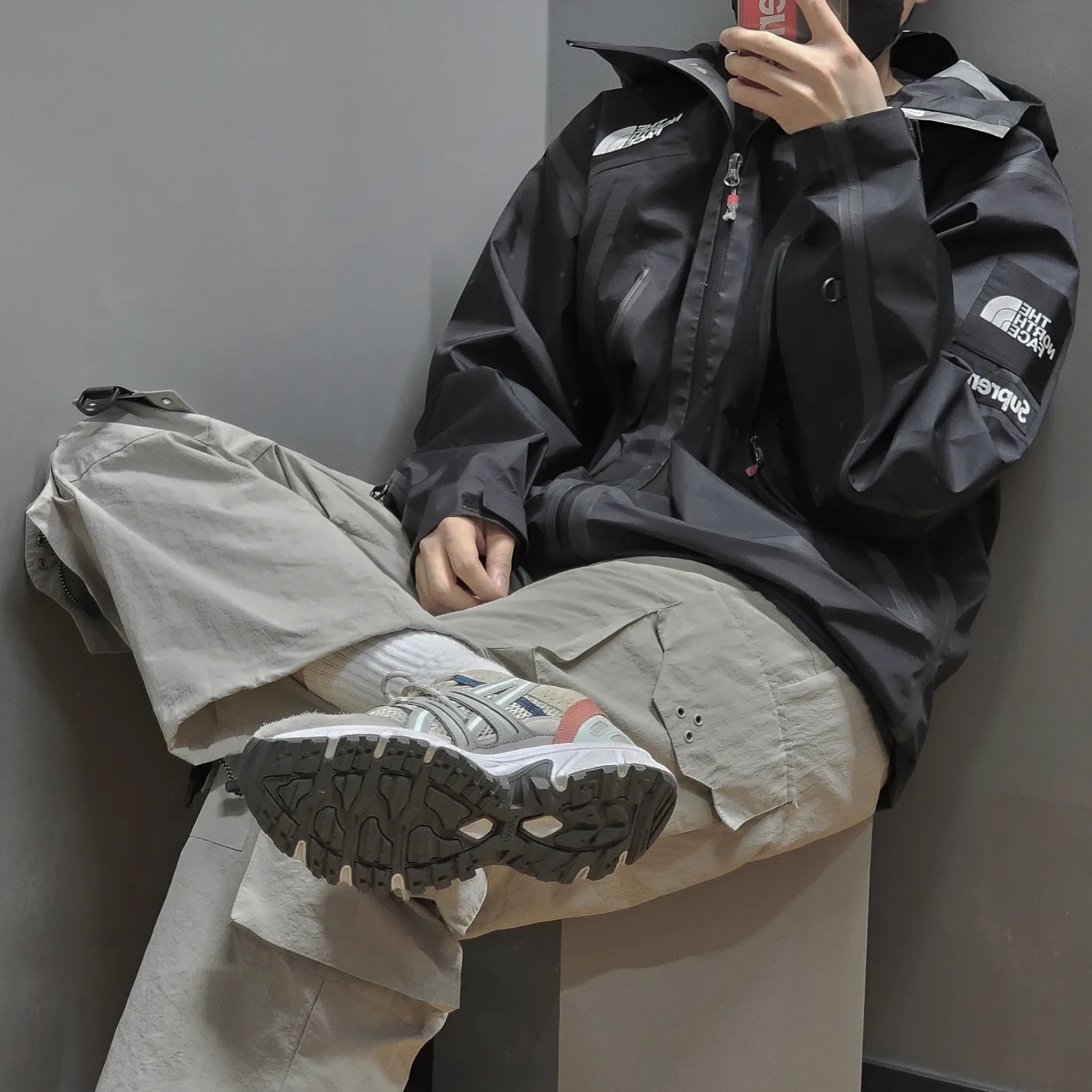 Supreme x The North Face Summit Series Outer Tape Seam Jacket Black - 21SS, (W) Asics Gel-Sonoma 15-50 Smoke Grey Oyster Grey 착용 스타일