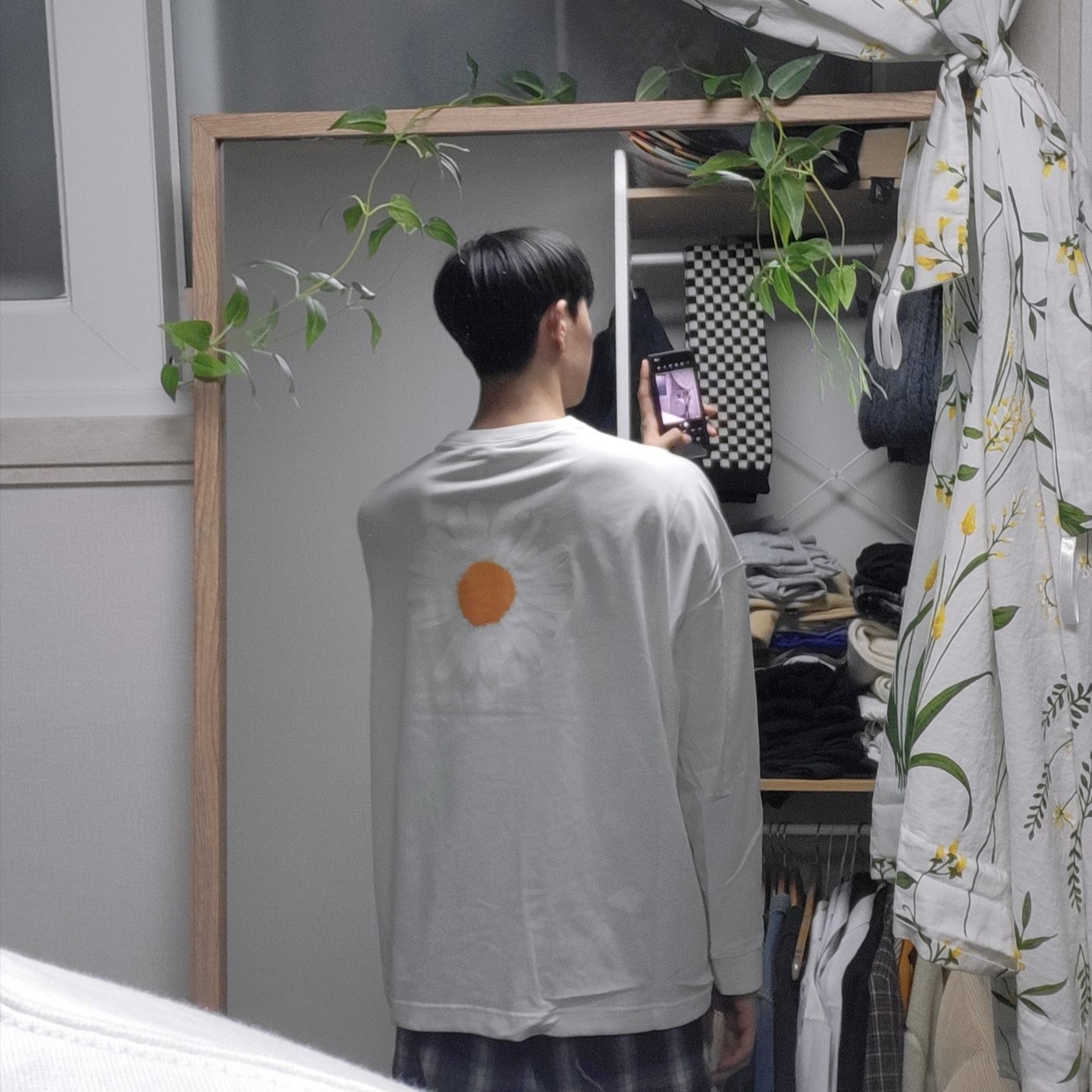 Nike x Peaceminusone LS T-Shirt White (DR0098-100) 착용 스타일