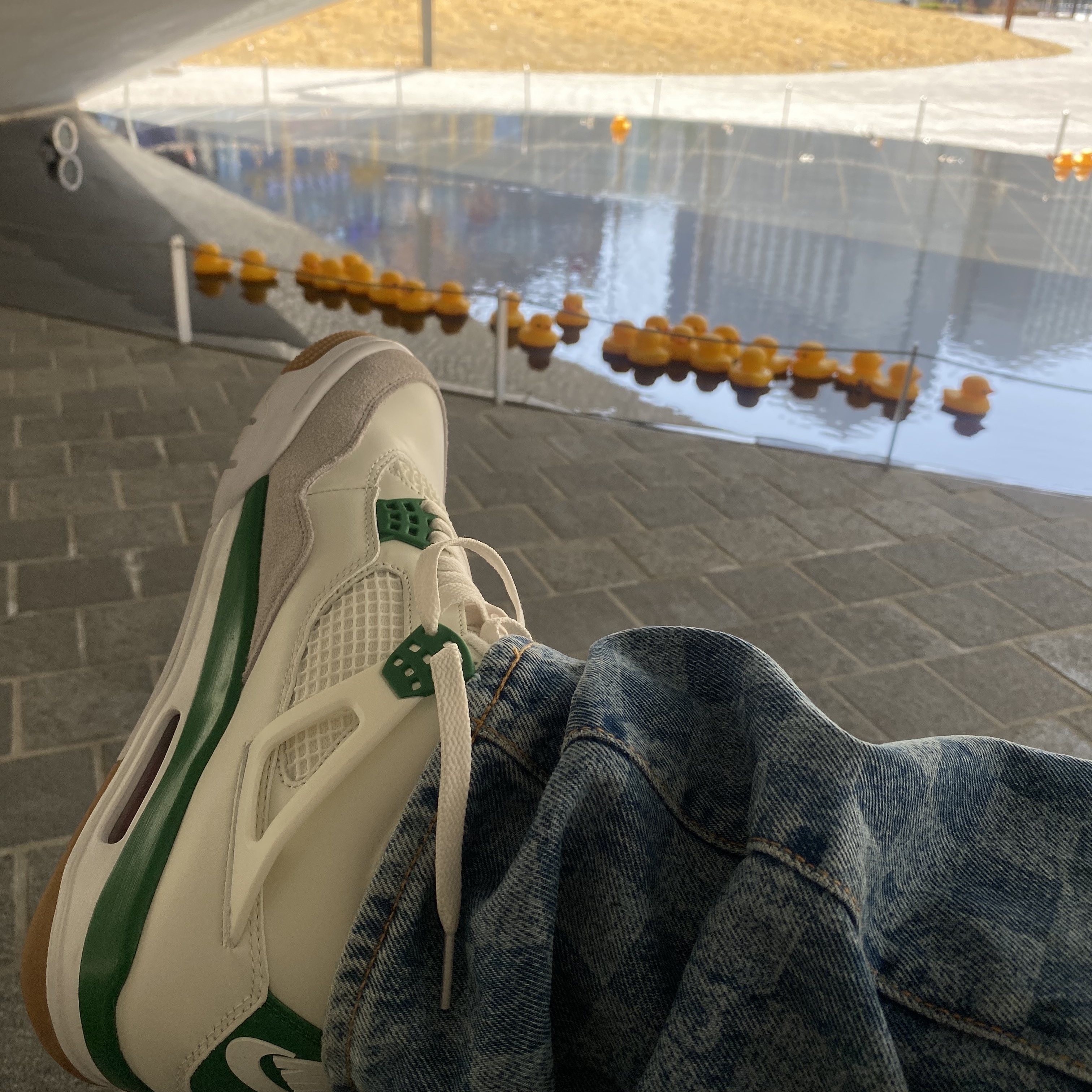 Jordan 4 x Nike SB Retro SP Pine Green 착용 스타일 - 1