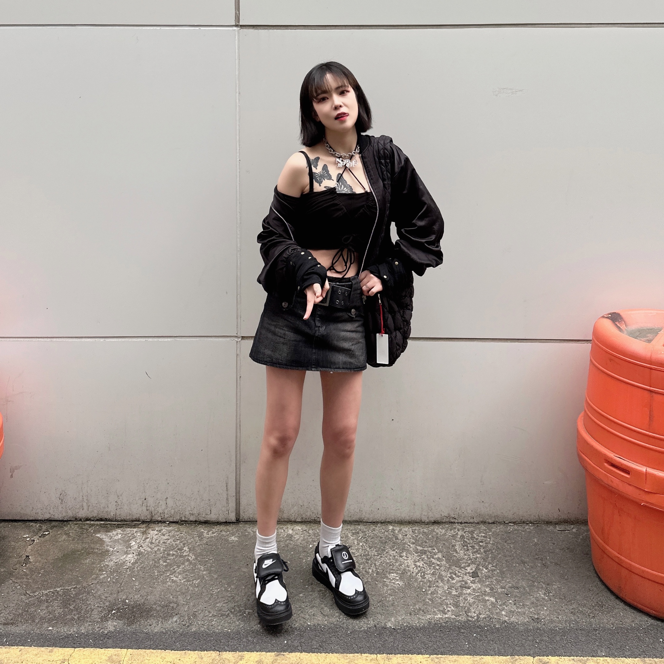Nike x Peaceminusone Kwondo1 Black and White 착용 스타일 - 2