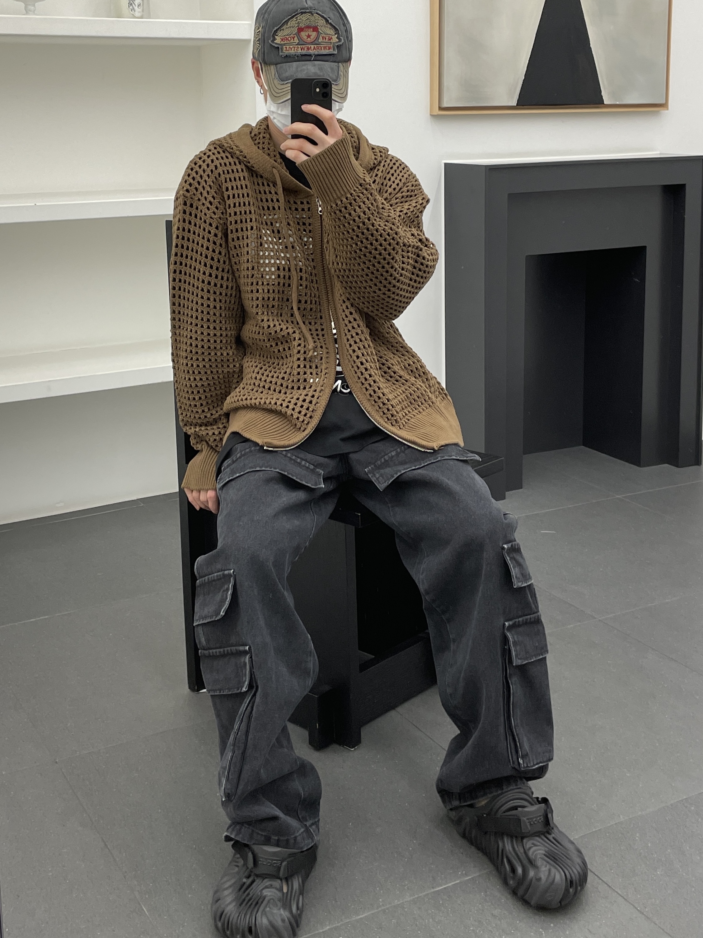 Crocs x Salehe Bembury Pollex Clog Sasquatch 착용 스타일