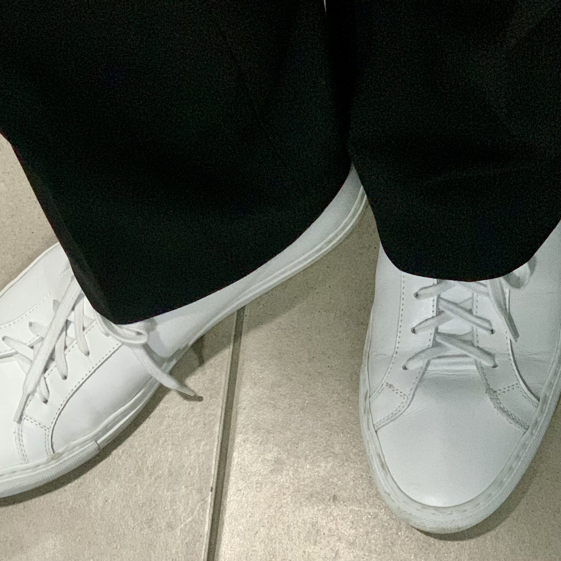 Common Projects Original Achilles Low White 착용 스타일 - 3