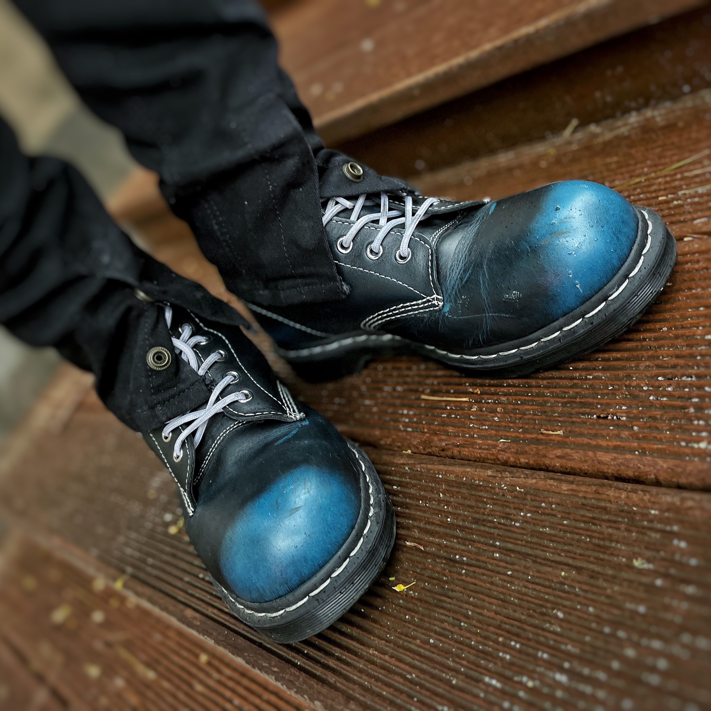 Dr. Martens 1919 Blue Black 착용 스타일 - 2