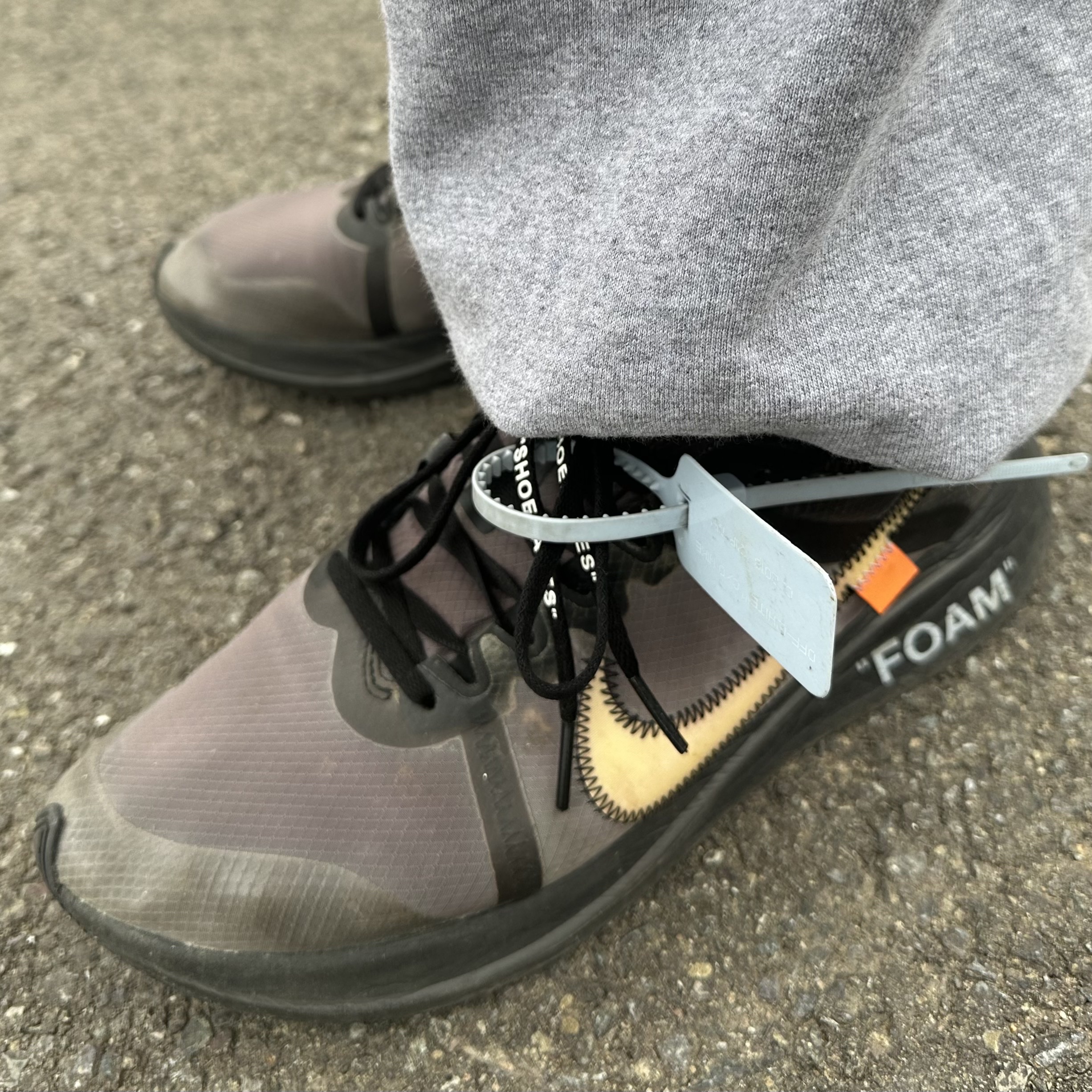 Nike x Off-White Zoom Fly SP Black 착용 스타일
