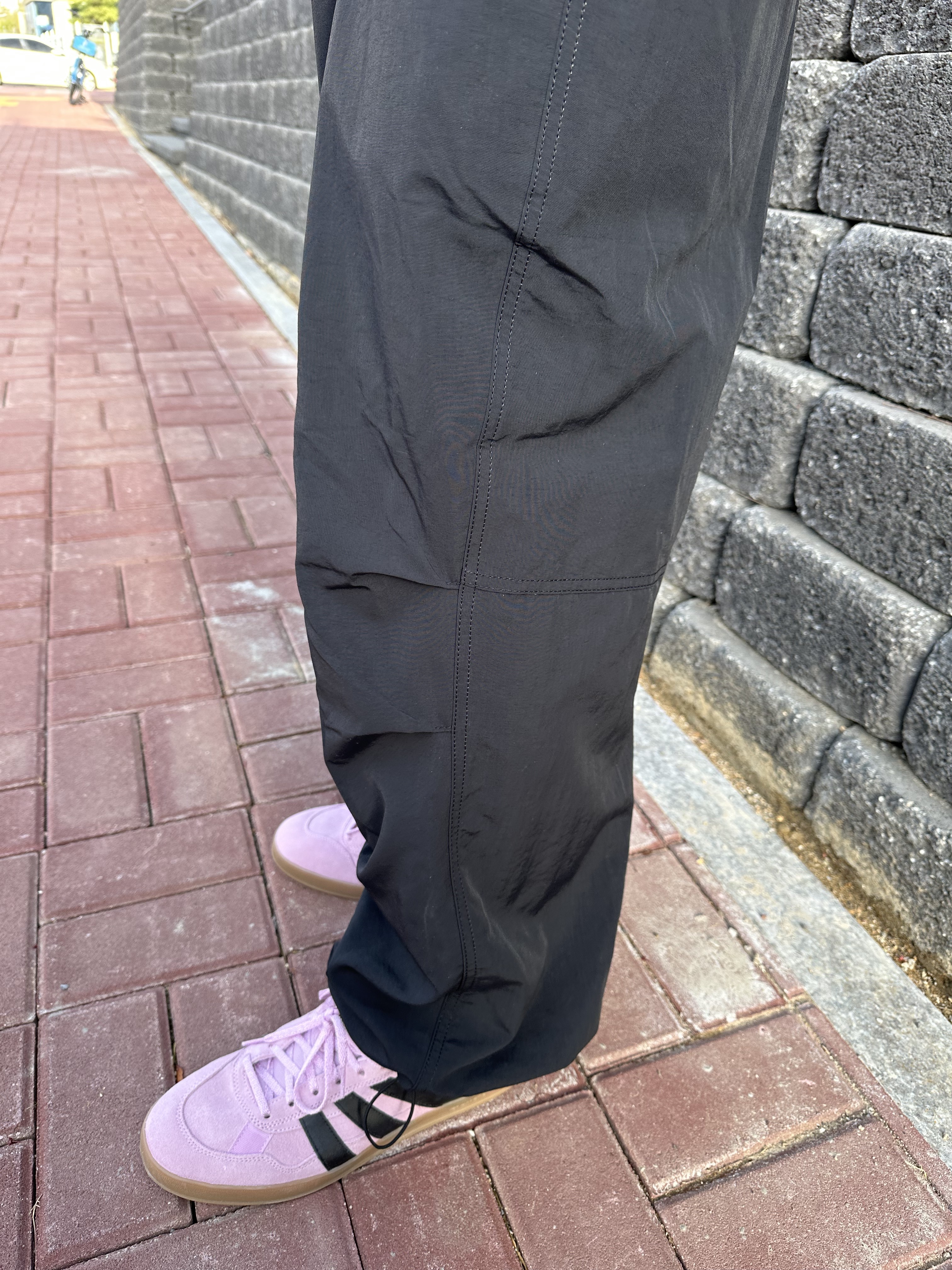 Adidas x Mark Gonzales Aloha Super Light Orchid Core Black 착용 스타일 - 4