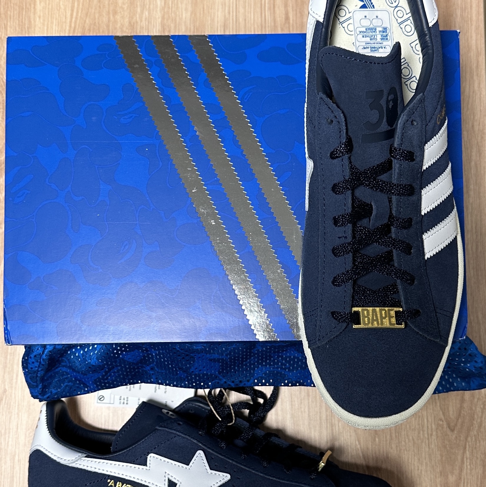 Adidas x BAPE Campus 80s Collegiate Navy 착용 스타일
