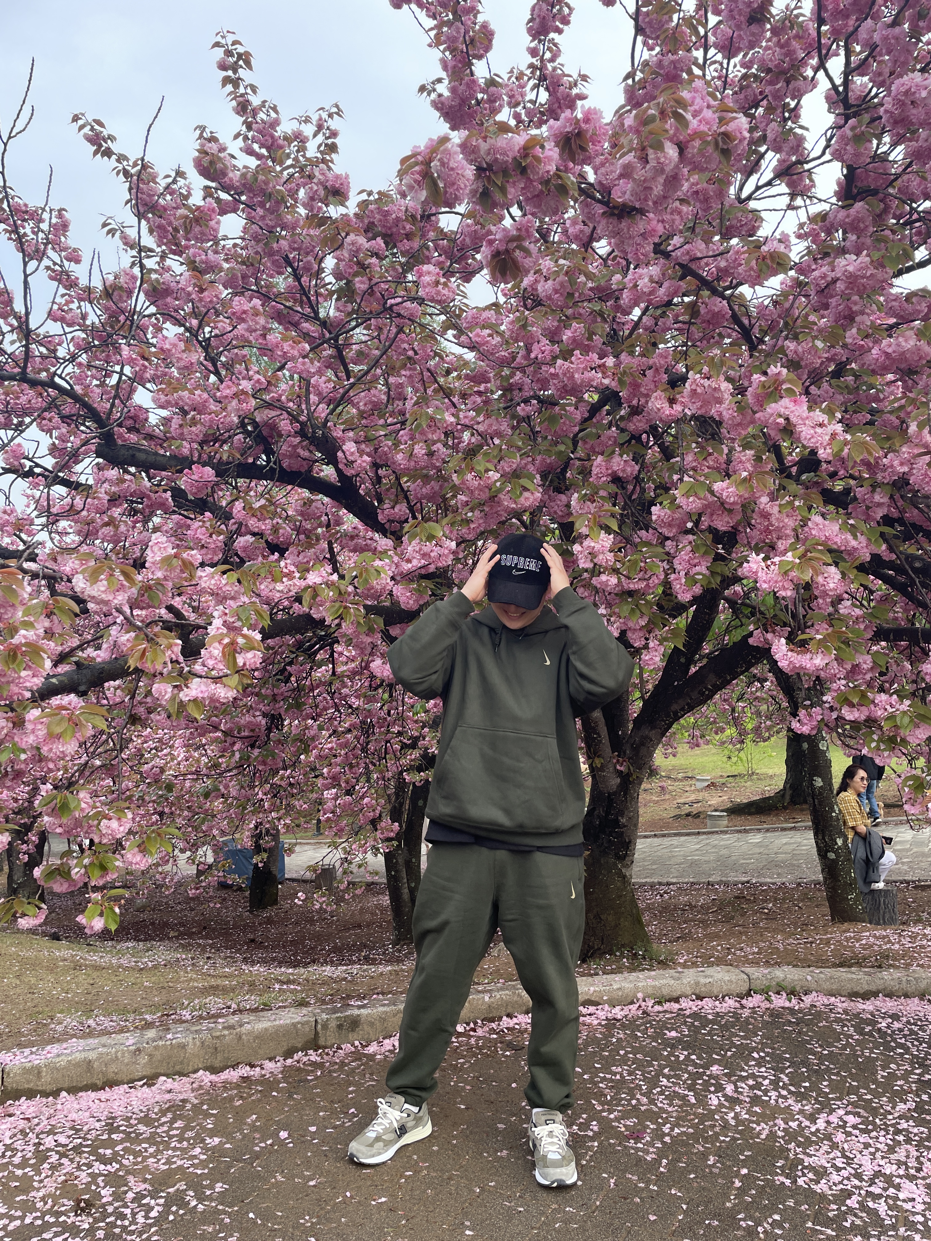 Supreme x Nike Arc Corduroy 6-Panel Black - 22SS, Nike x Billie Eilish NRG Fleece Hoodie Sequoia - US/EU 착용 스타일
