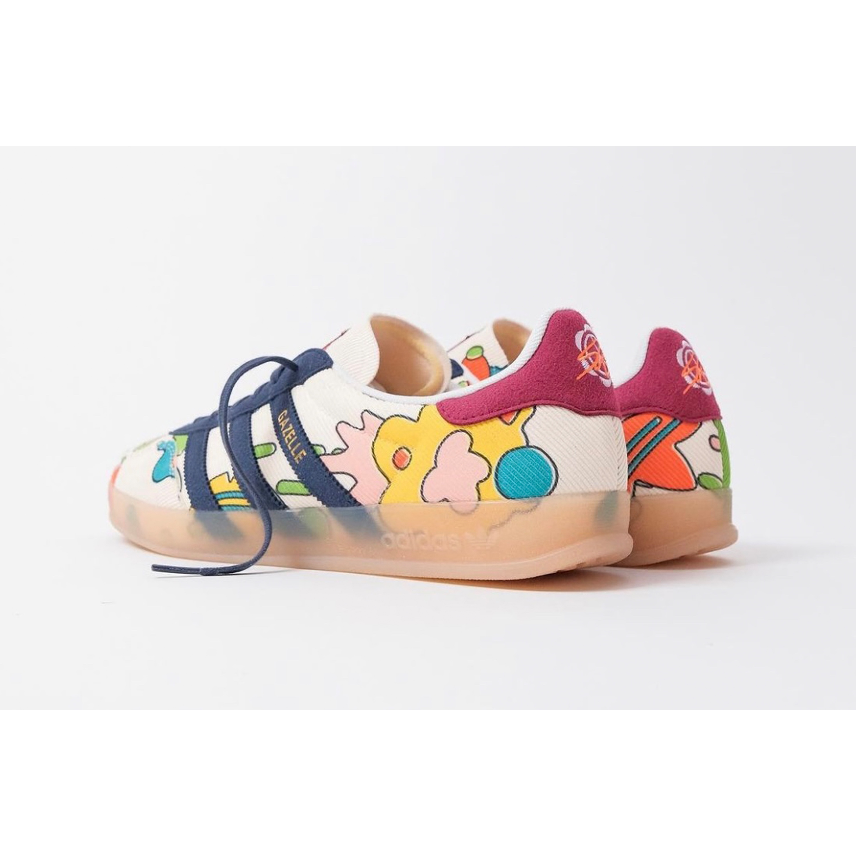 Adidas x Sean Wotherspoon Gazelle Indoor Ecru Tint 착용 스타일 - 3