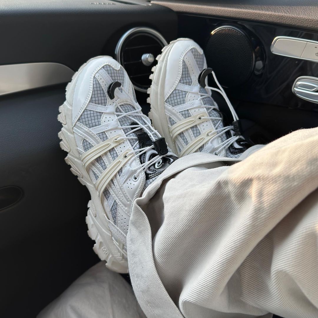 (W) Asics x Matin Kim Gel-Sonoma 15-50 Glacier Grey White 착용 스타일