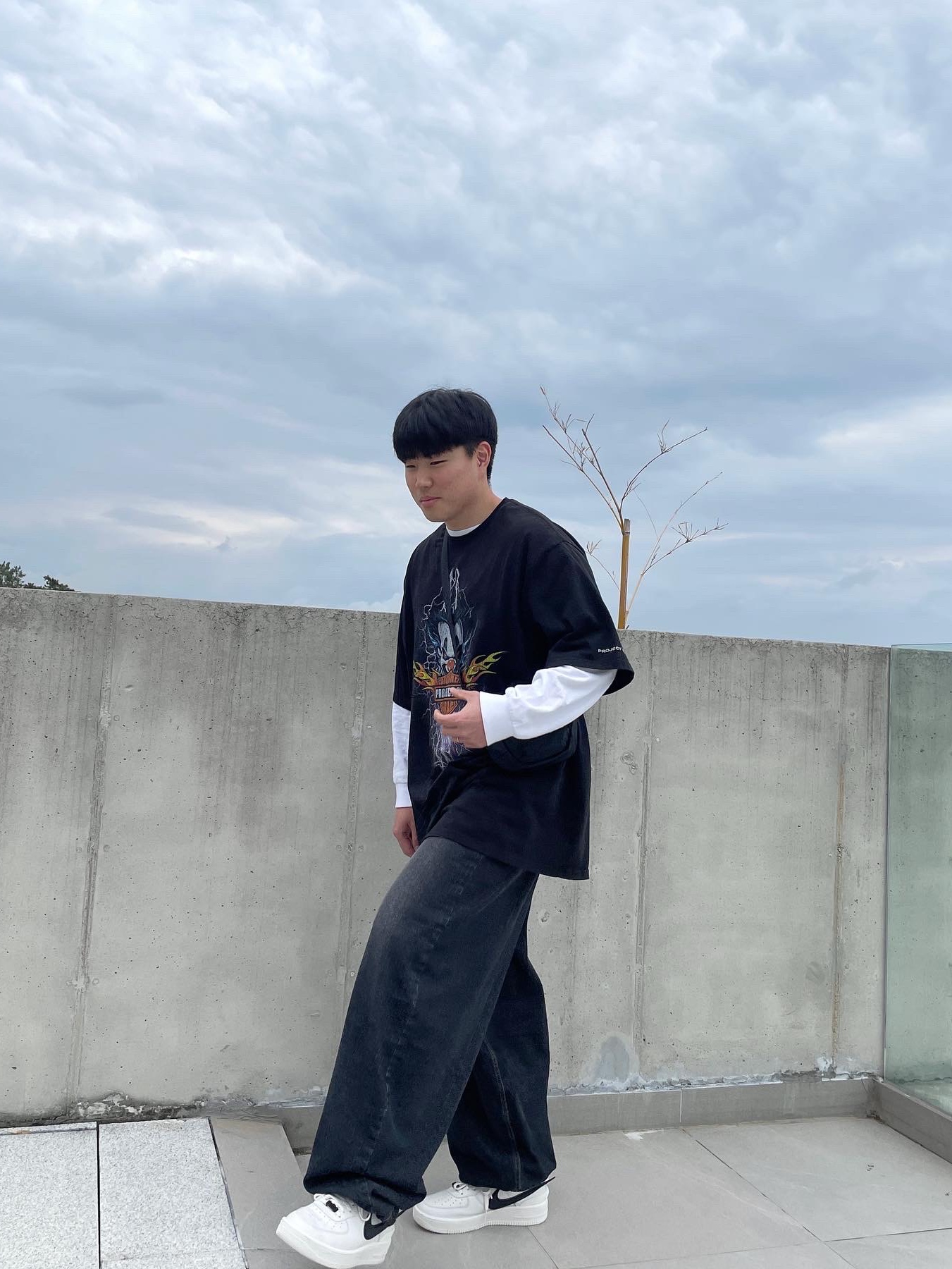 Nike x Ambush Air Force 1 Low SP Phantom, Project G/R x Insane Garage Clown Distressed T-Shirt Black 착용 스타일 - 1