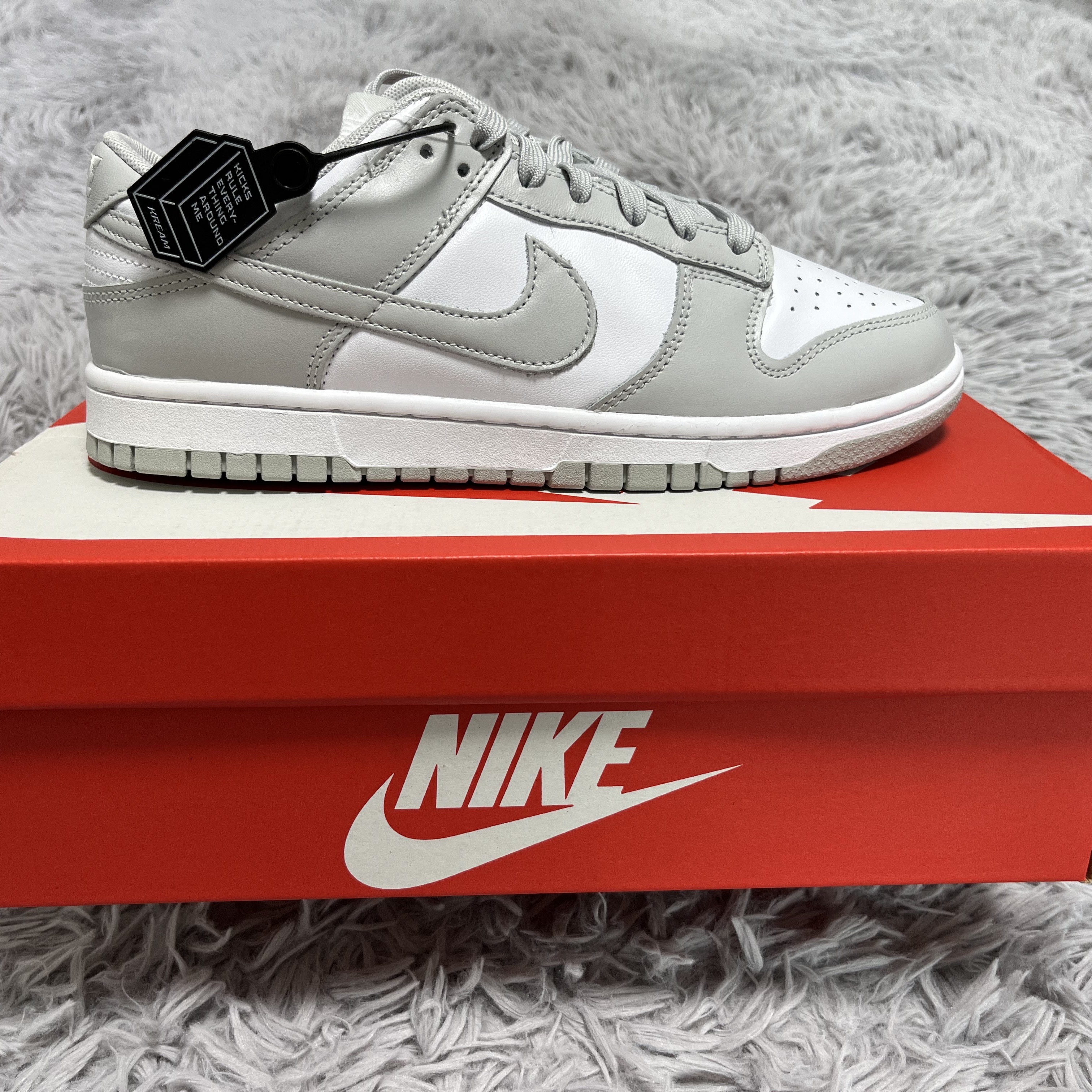 Nike Dunk Low Retro Grey Fog 착용 스타일 - 3