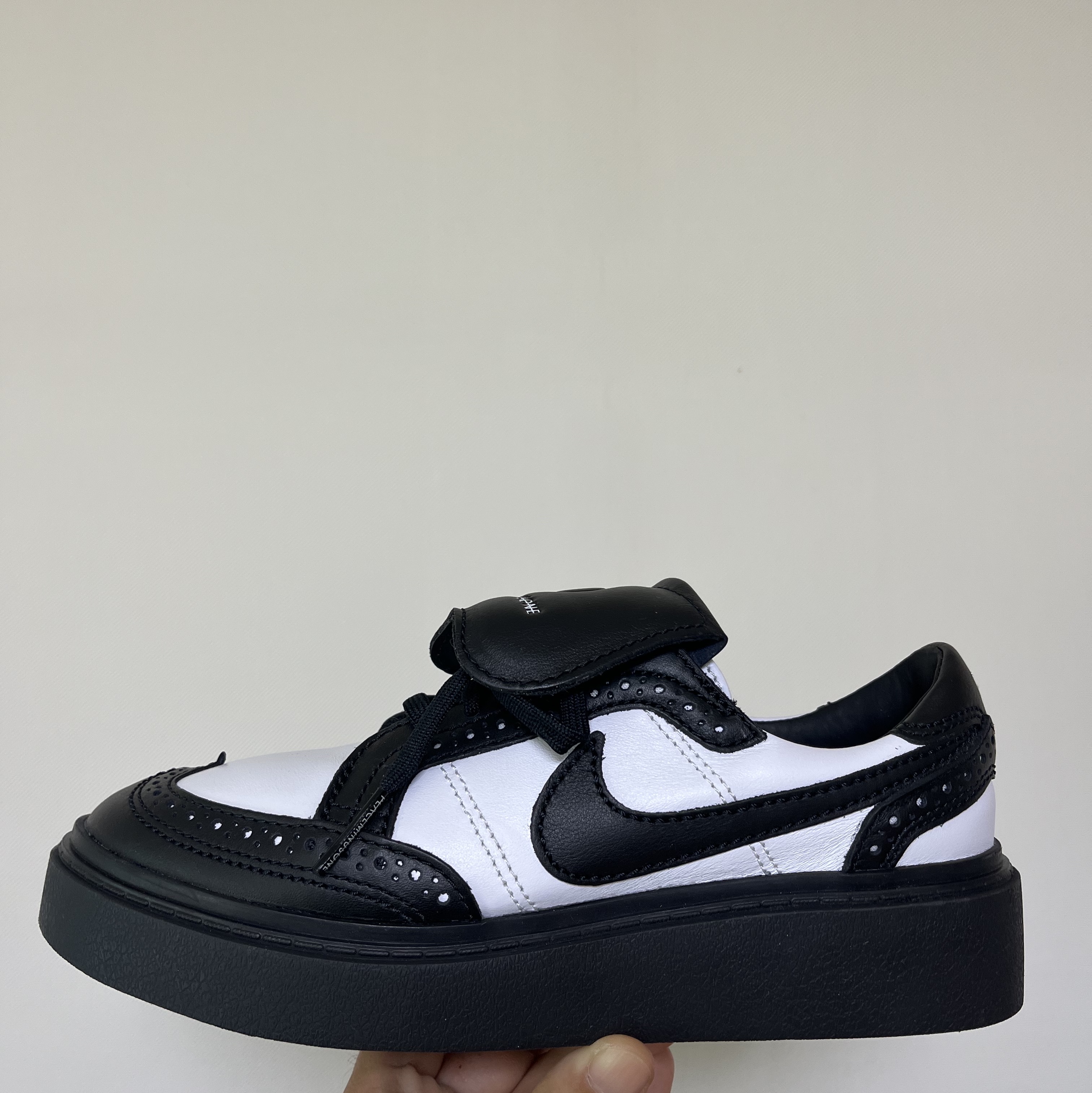 Nike x Peaceminusone Kwondo1 Black and White 착용 스타일 - 1
