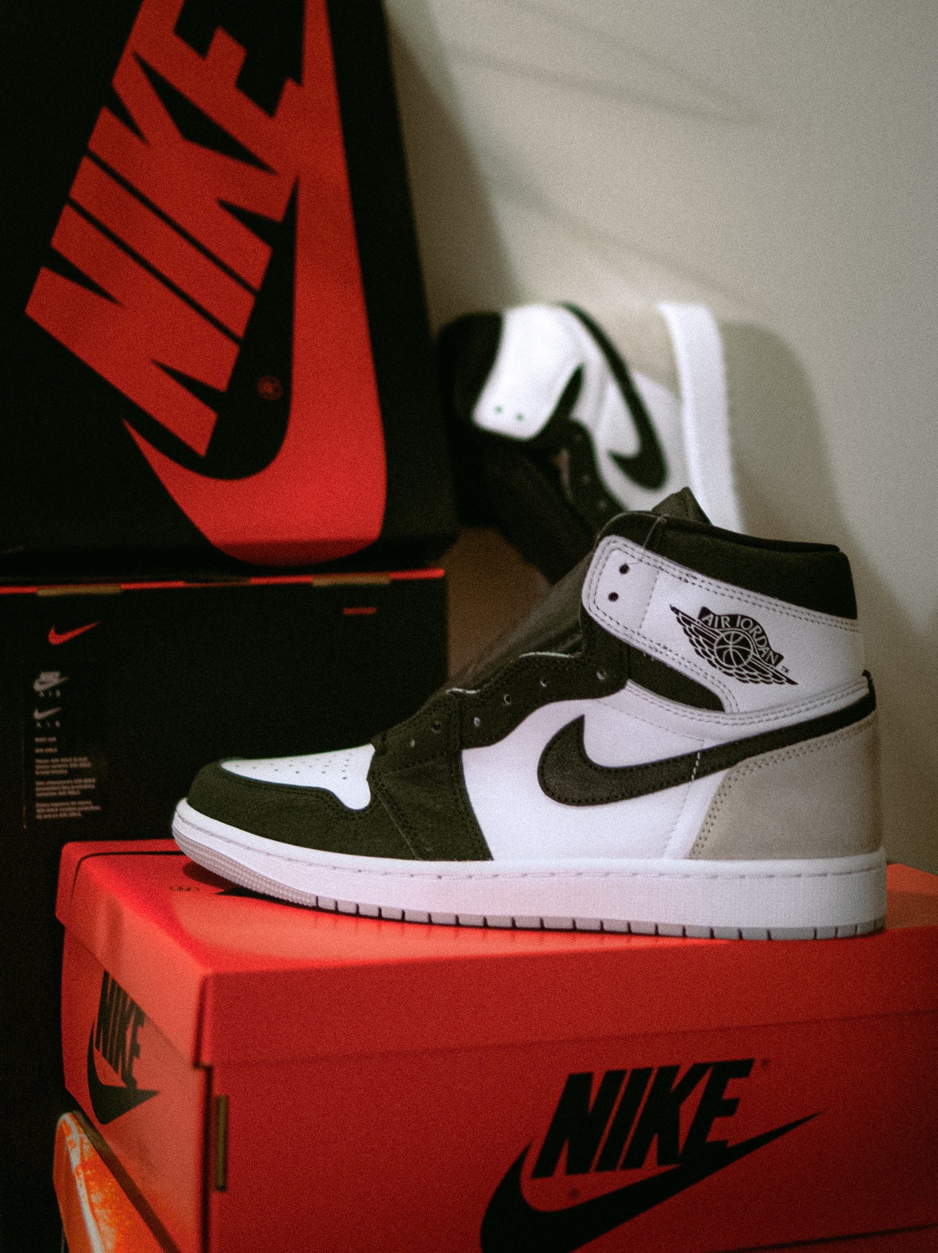 Jordan 1 Retro High OG Bleached Coral 착용 스타일 - 4