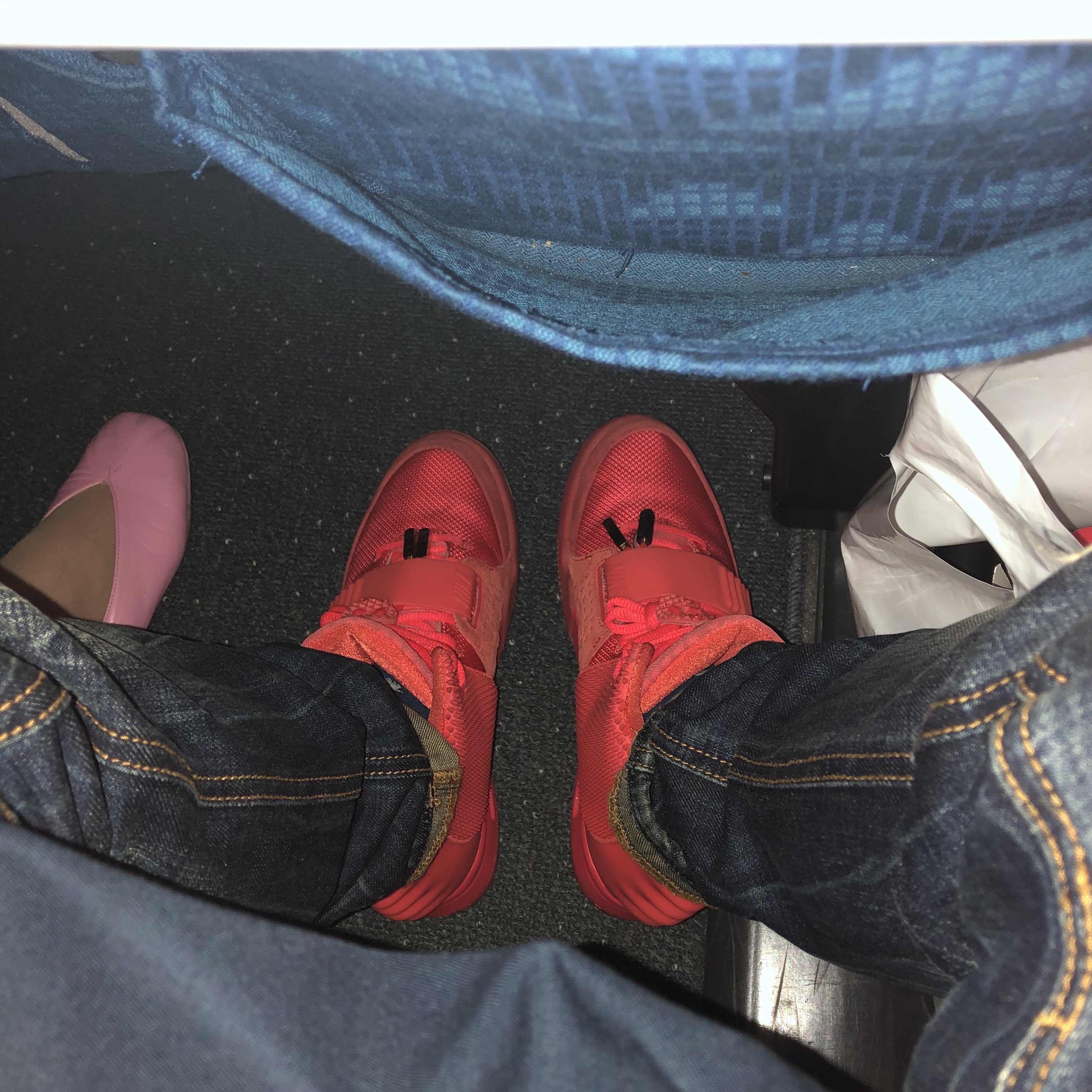 Nike Air Yeezy 2 Red October 착용 스타일 - 3