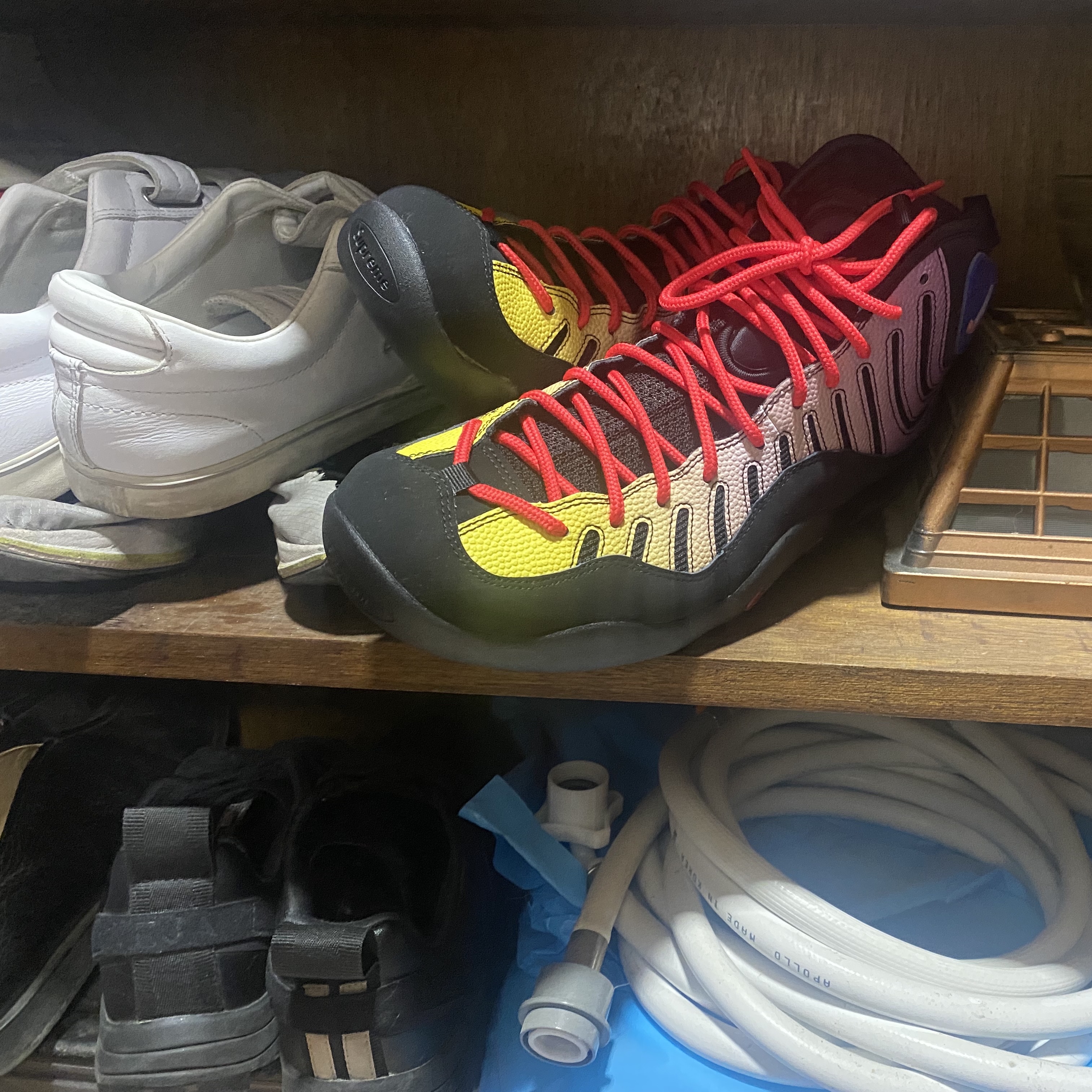 Nike x Supreme Air Bakin SP Black 착용 스타일