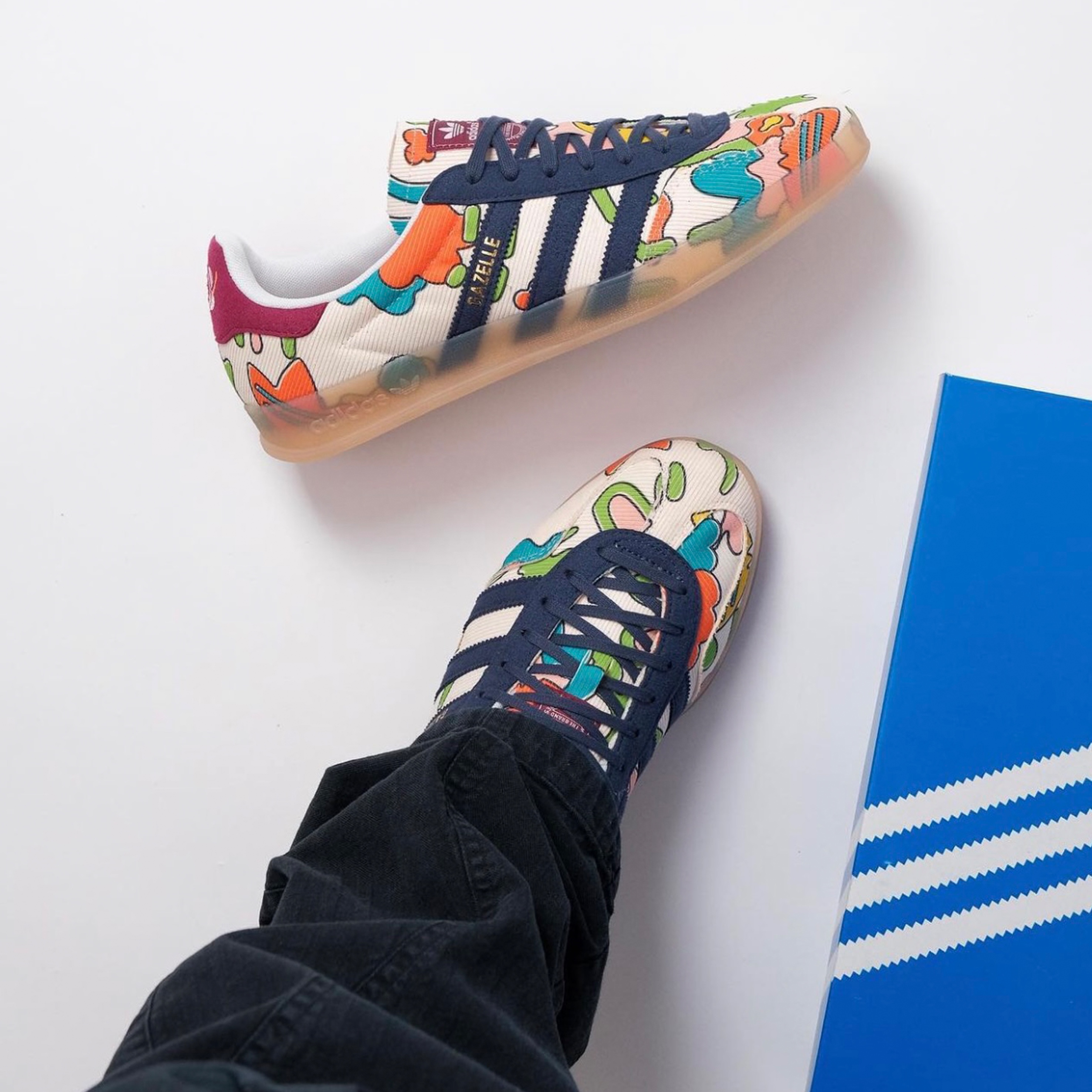 Adidas x Sean Wotherspoon Gazelle Indoor Ecru Tint 착용 스타일 - 4