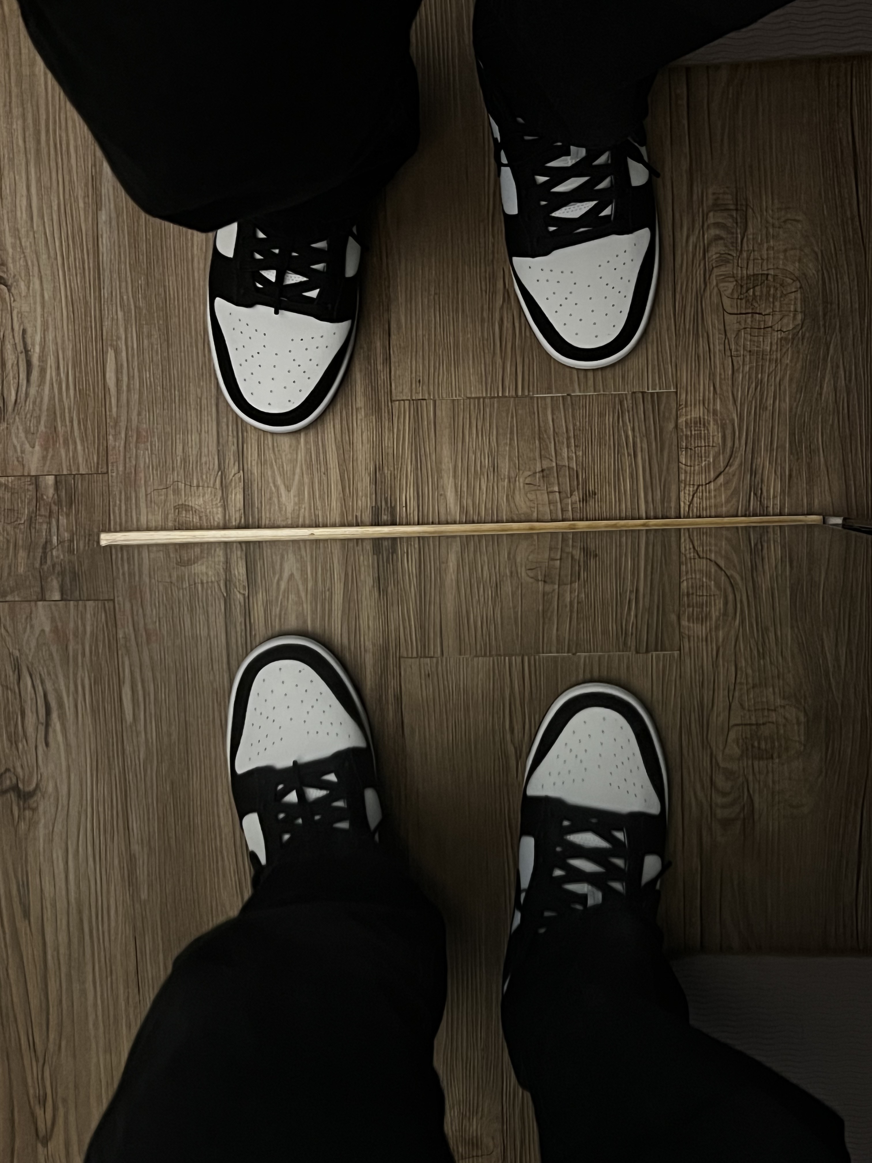 Nike Dunk Low Retro Black 착용 스타일