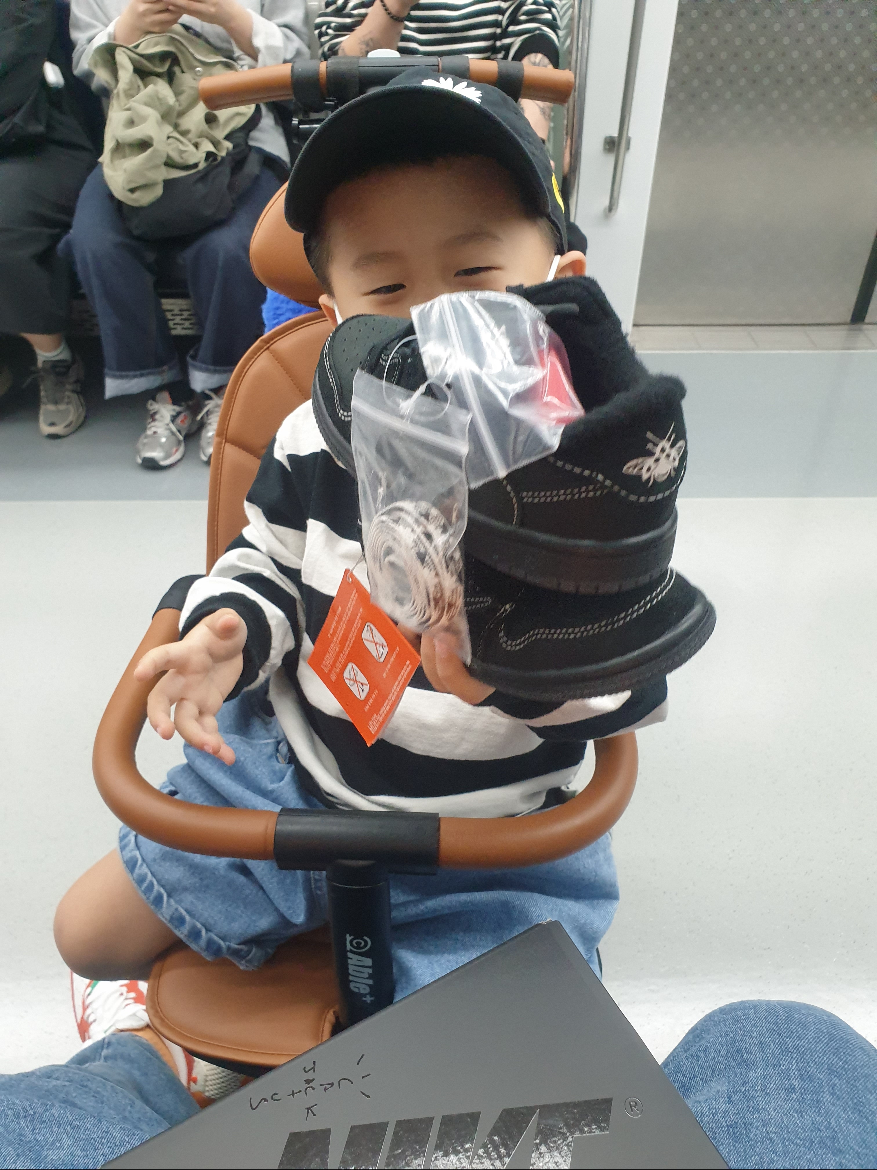 (TD) Jordan 1 x Travis Scott Retro Low OG SP Black Phantom, Nike Air Force 1 '07 LV8 Pojangmacha 착용 스타일