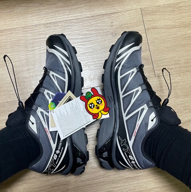 Salomon XT-6 Gore-Tex Black Ebony 착용 스타일 - 1