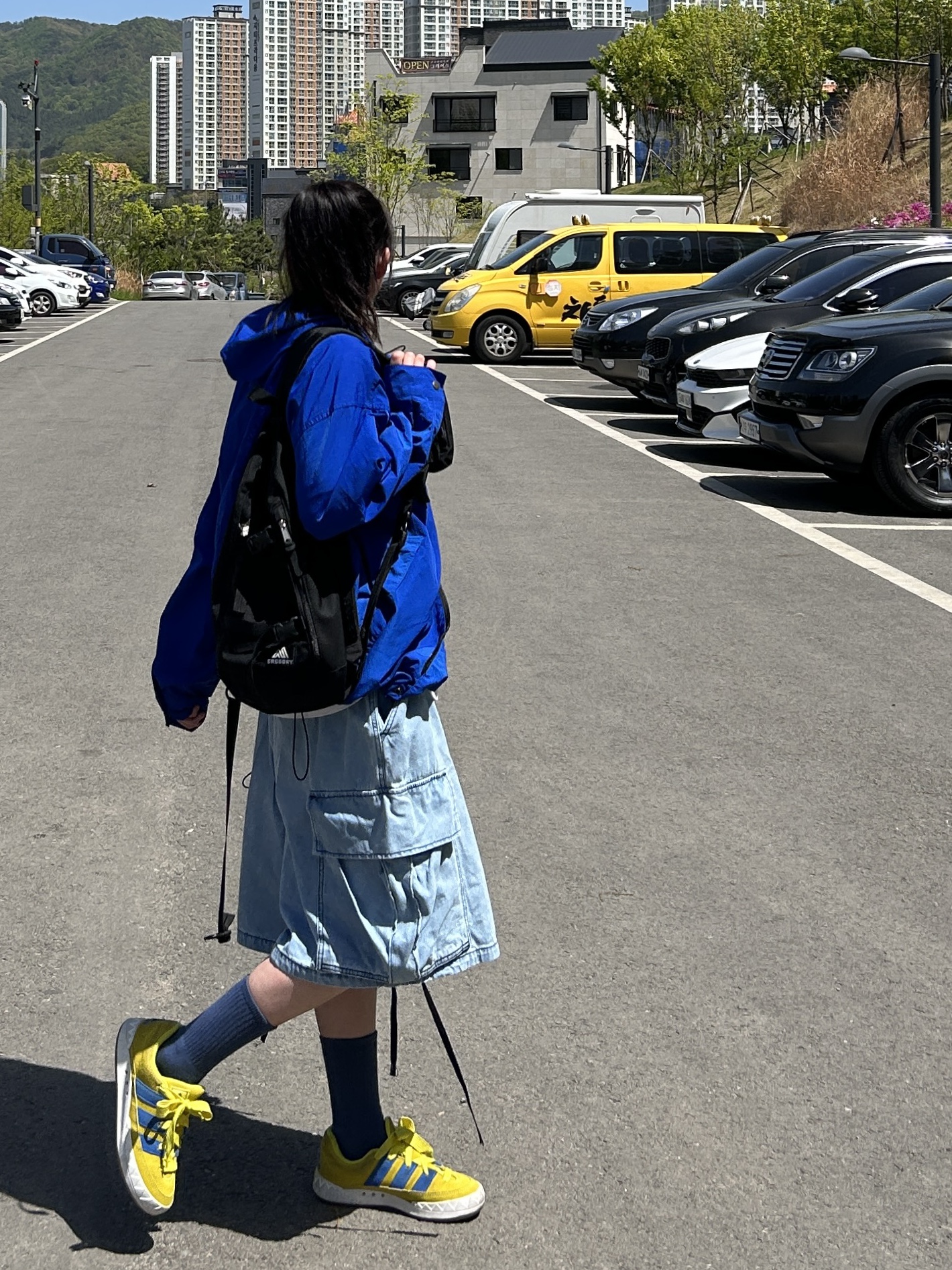 Adidas Adimatic Bright Yellow Blue 착용 스타일 - 3