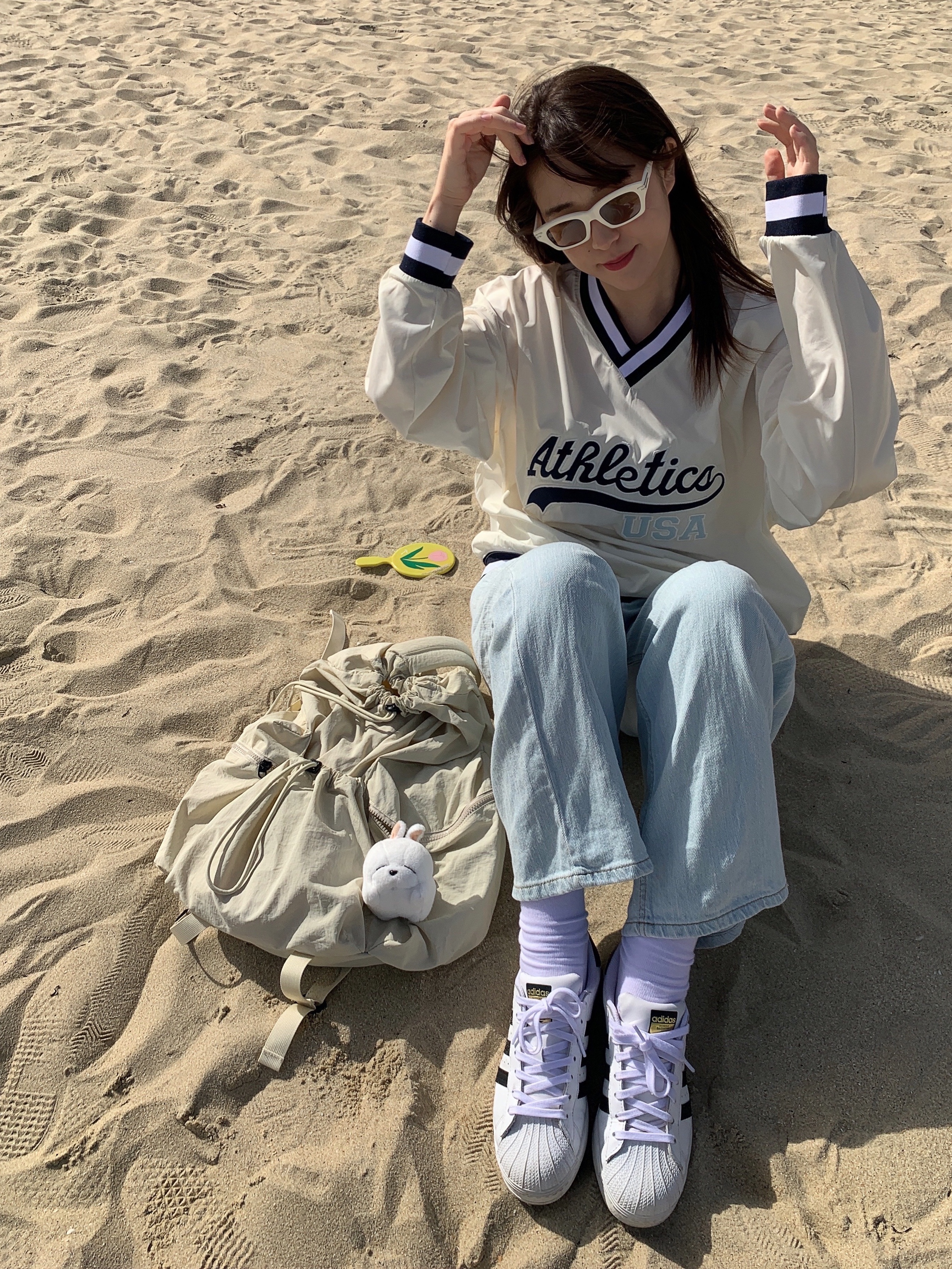 Adidas Superstar White Black 착용 스타일 - 4