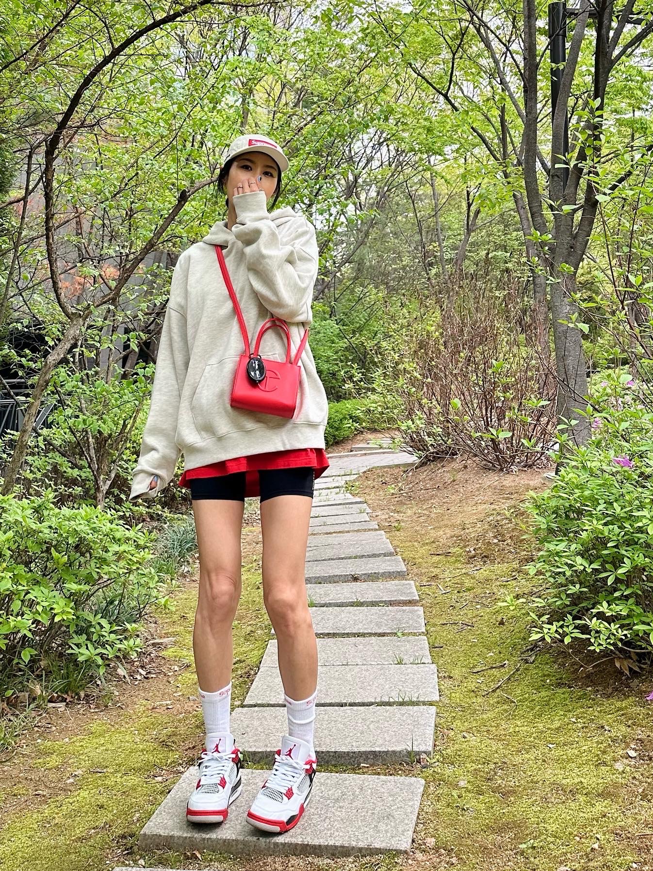 Supreme Military Camp Cap Stone - 22SS, Essentials The Core Collection Hoodie Light Oatmeal 착용 스타일 - 2