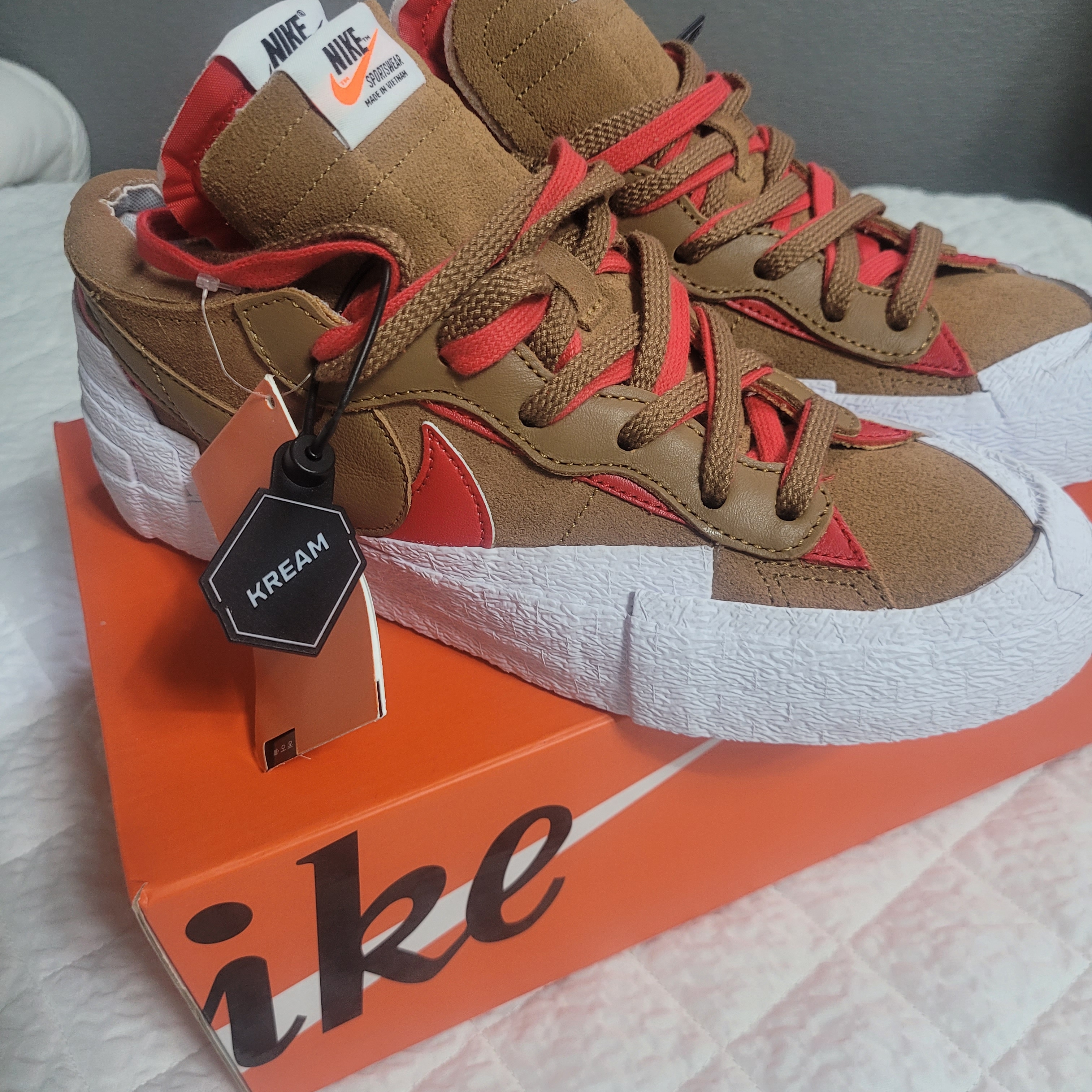 Nike x Sacai Blazer Low British Tan 착용 스타일 - 1