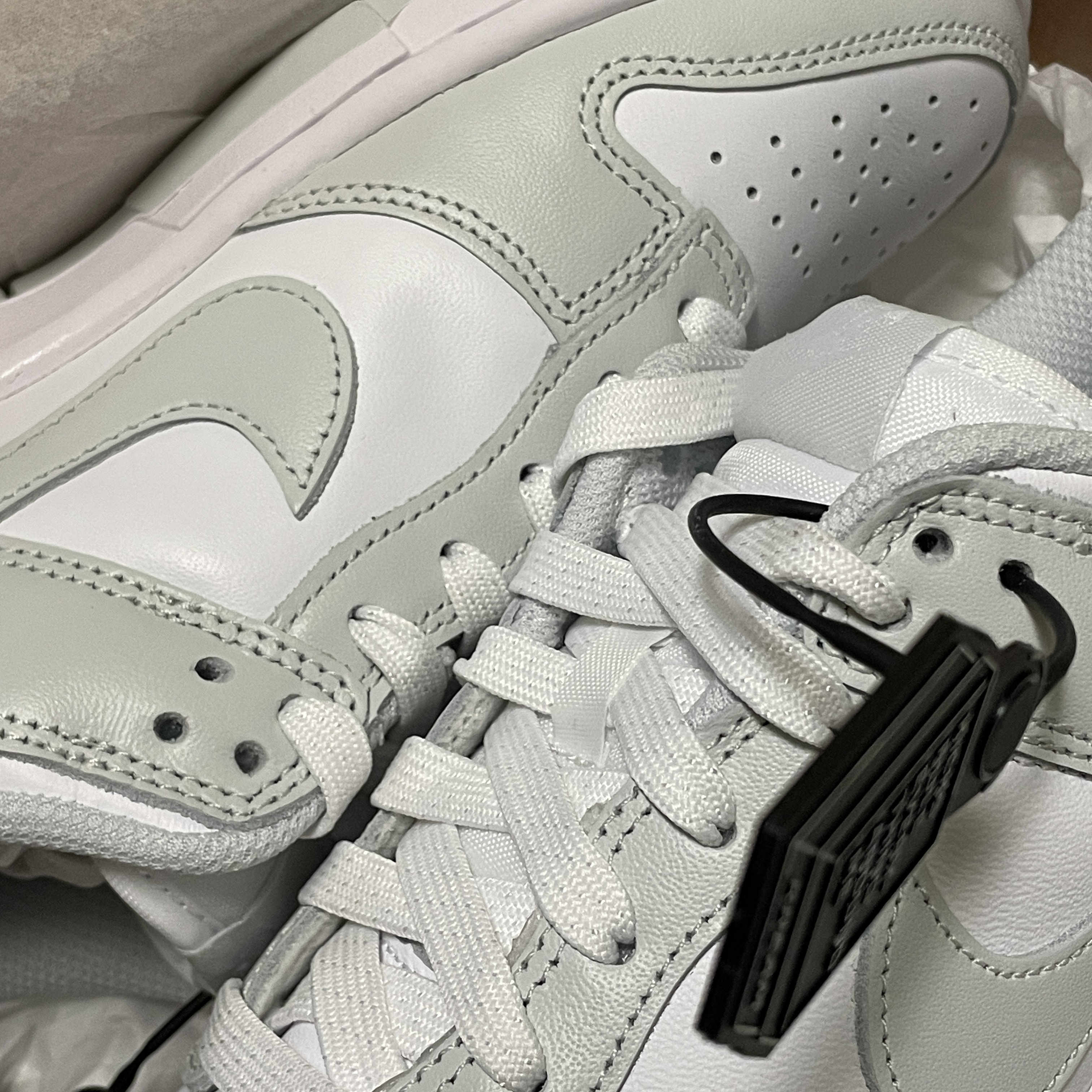 (W) Nike Dunk Low Photon Dust 착용 스타일