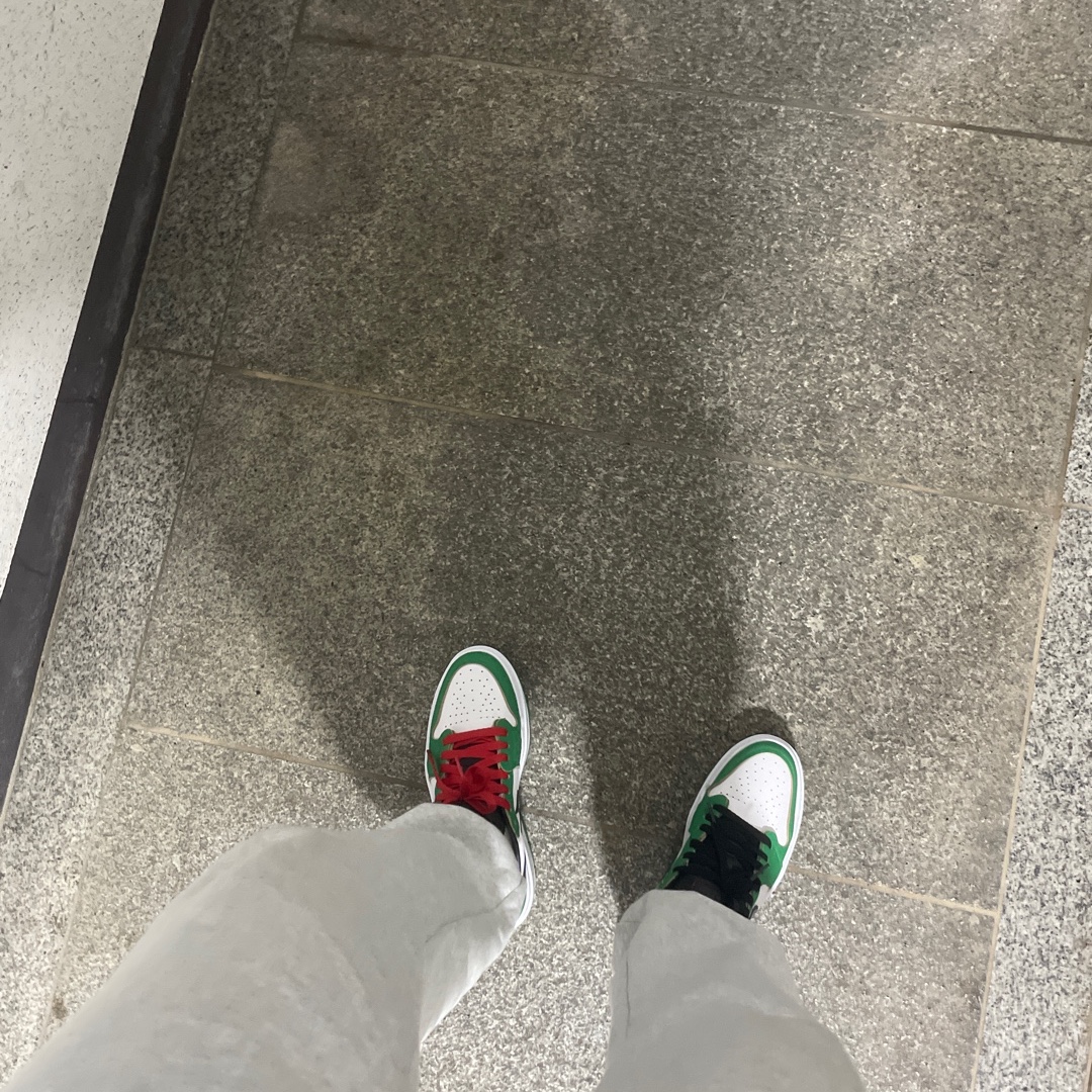 (W) Jordan 1 Elevate Low SE Lucky Green 착용 스타일