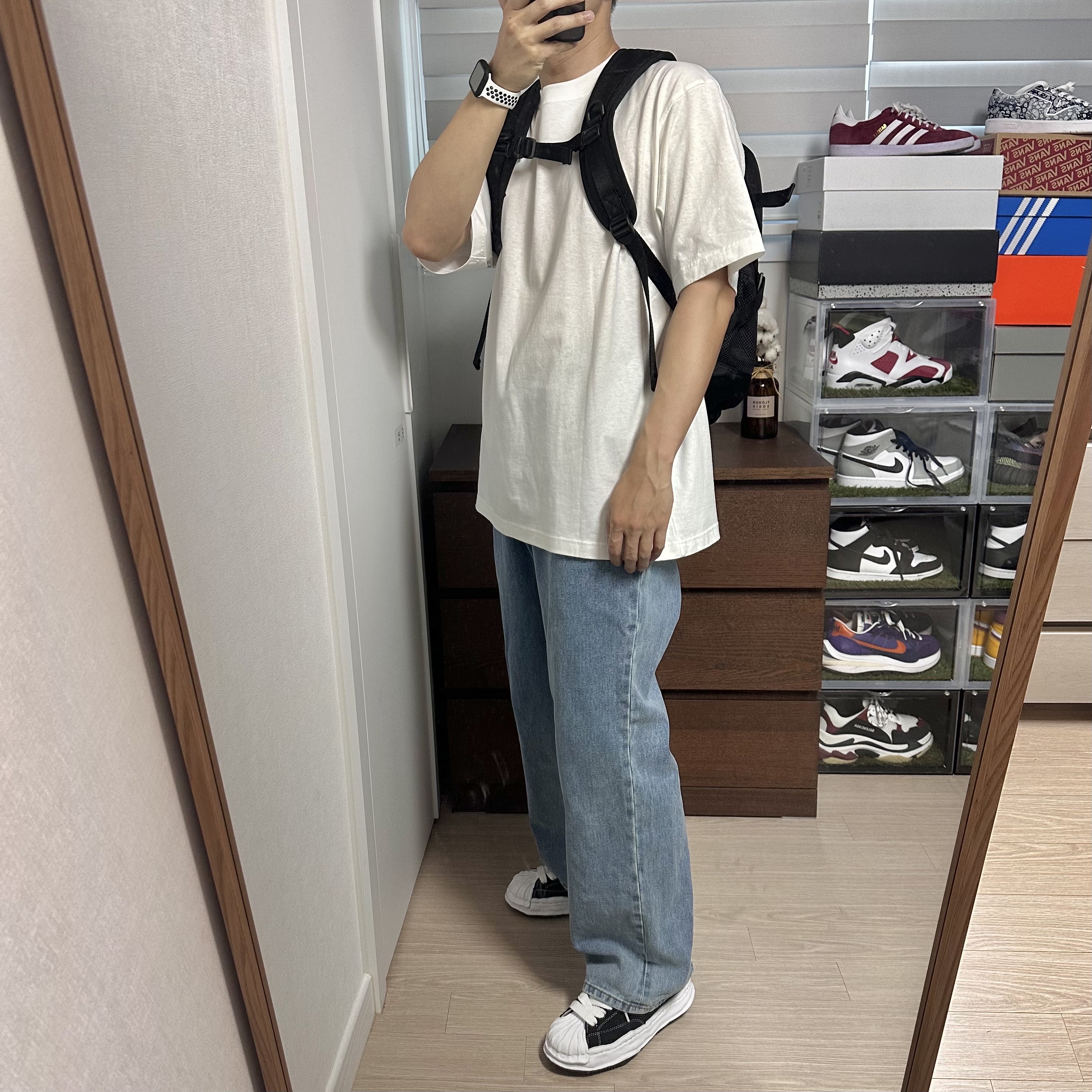 Maison Mihara Yasuhiro Blakey OG Sole Canvas Low-top Sneakers Black White 착용 스타일 - 1