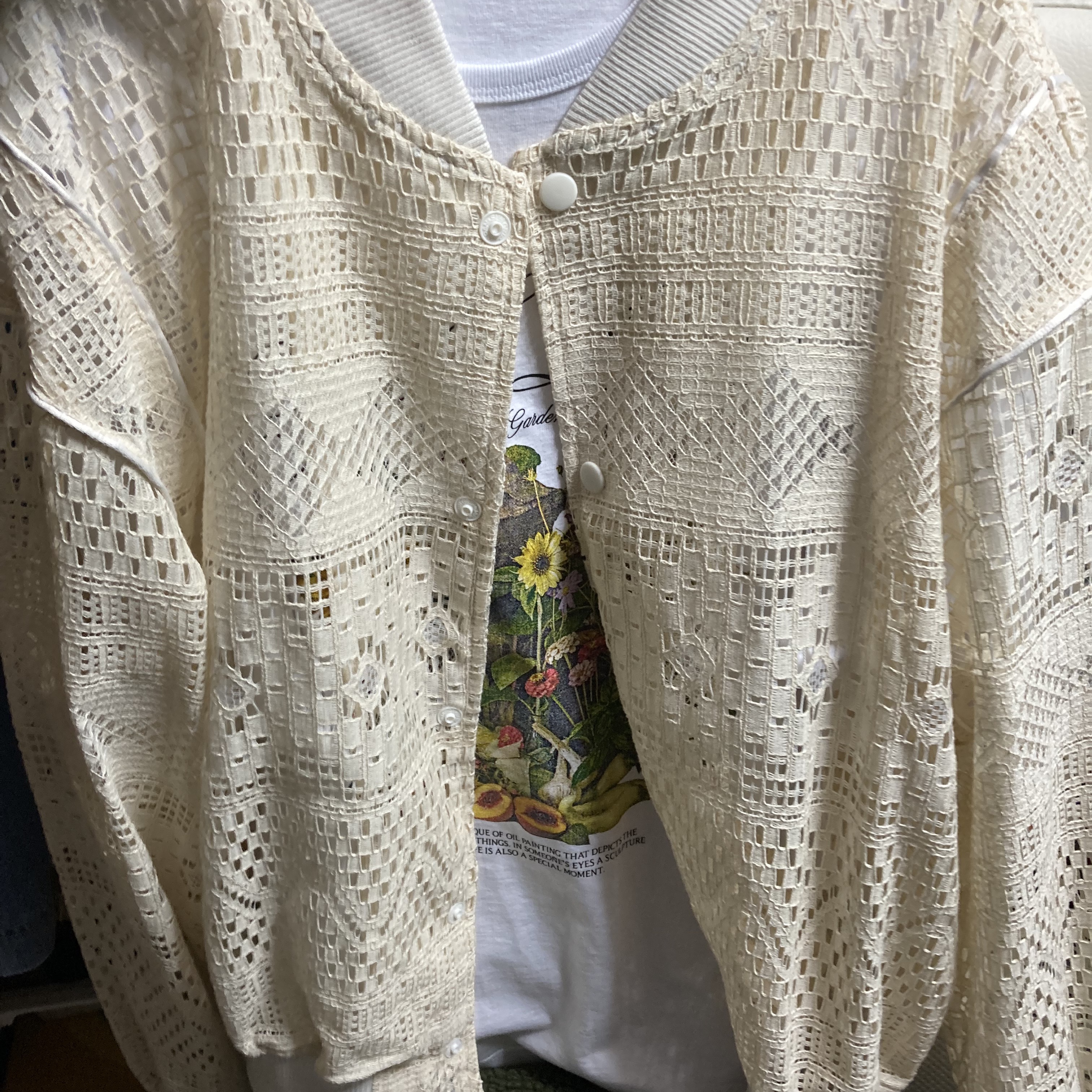 Stussy Fuzzy Dice T-Shirt White 착용 스타일 - 2