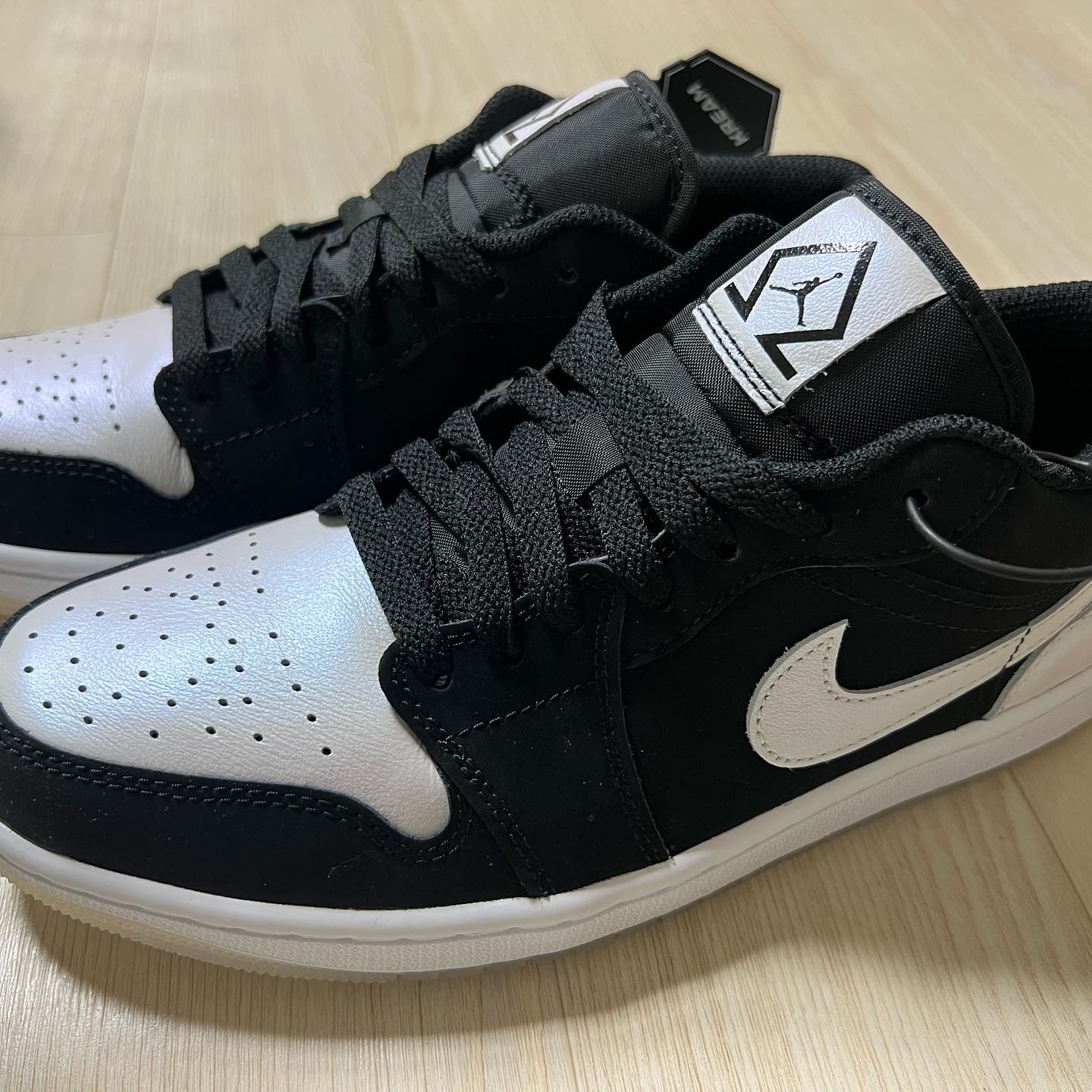 Jordan 1 Low SE Diamond 착용 스타일