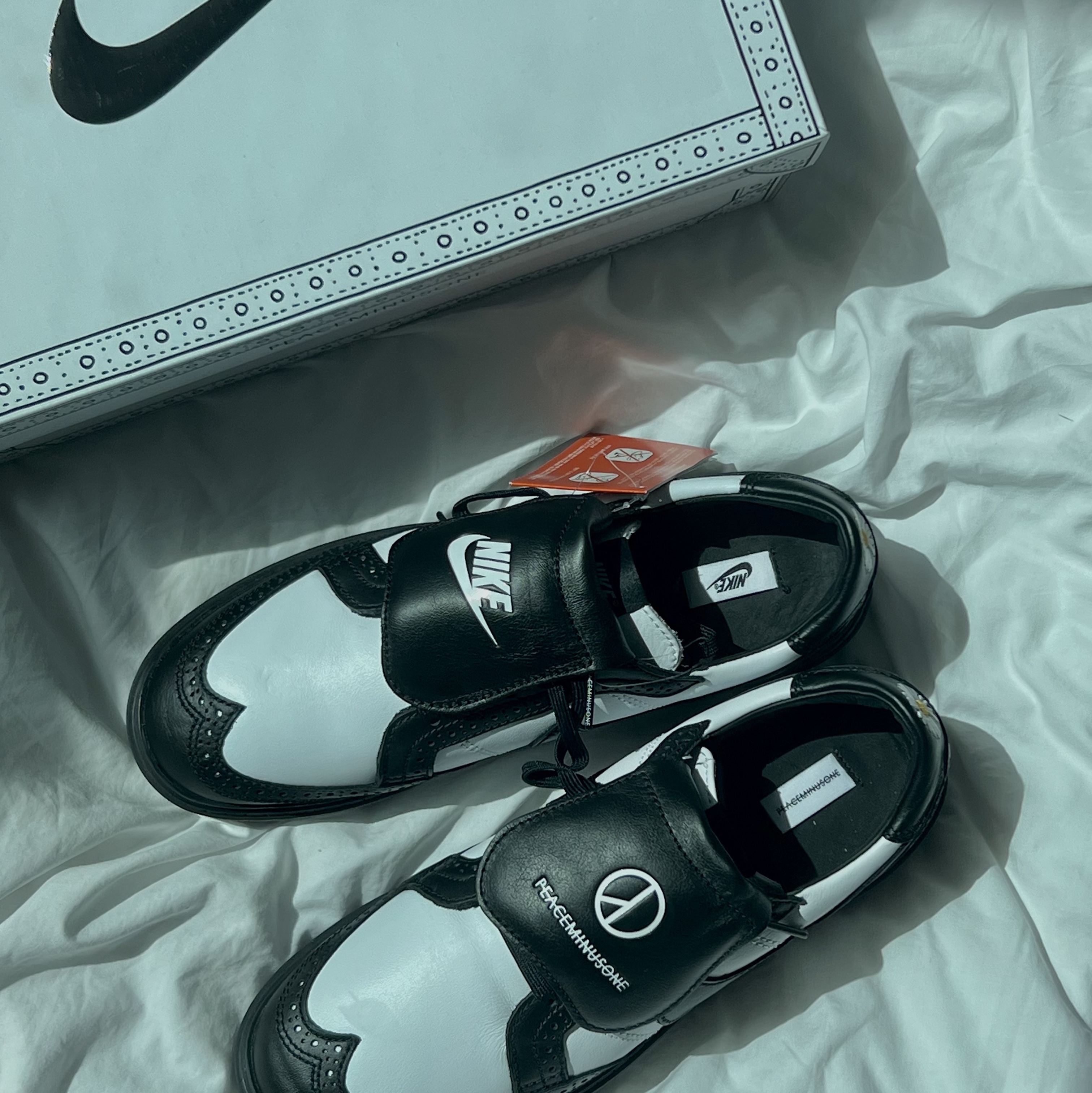 Nike x Peaceminusone Kwondo1 Black and White 착용 스타일