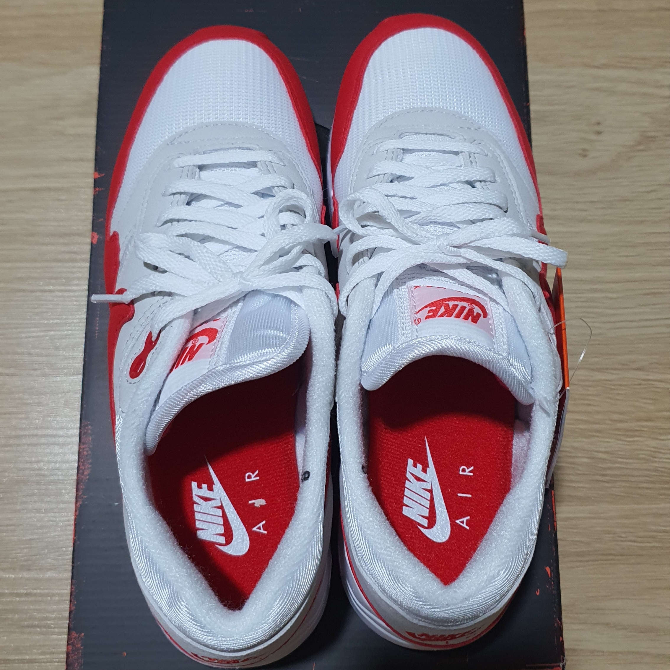 (W) Nike Air Max 1 '86 OG Big Bubble White University Red 착용 스타일 - 2