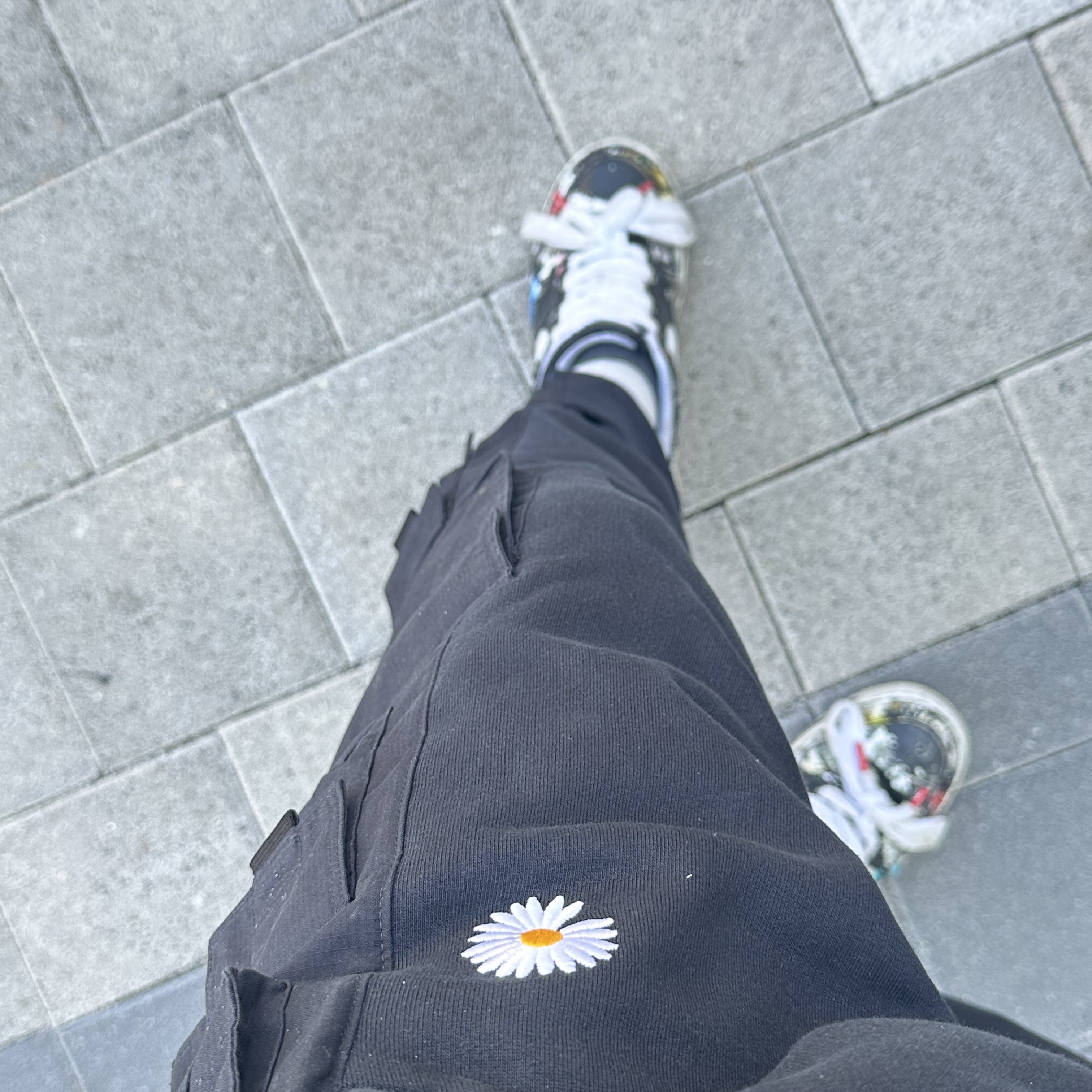 Nike x Peaceminusone Wide Pants Black (DR0096-010), Nike x Peaceminusone Air Force 1 Low Para-Noise 착용 스타일 - 2
