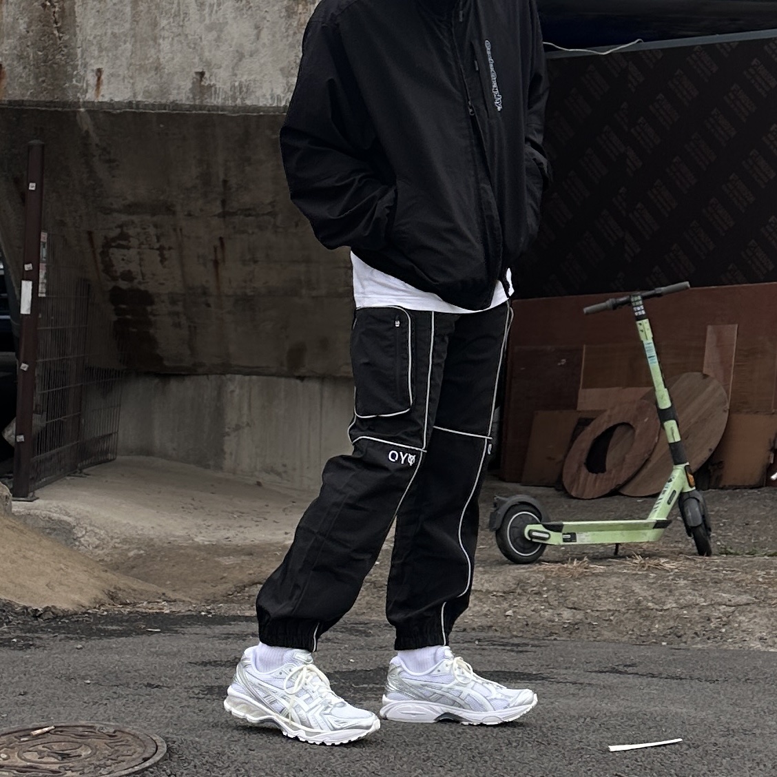 Asics x JJJJound Gel-Kayano 14 Silver White 착용 스타일