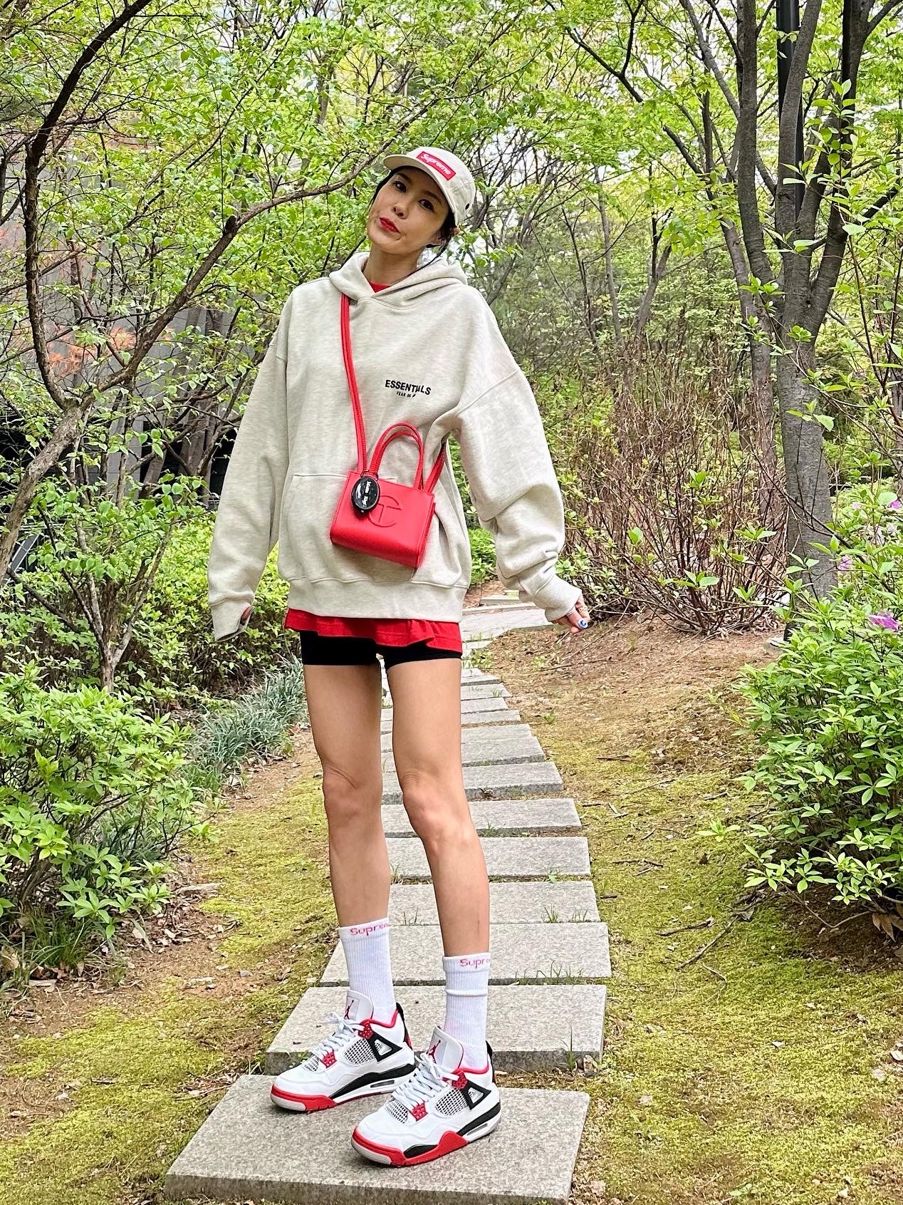 Supreme Military Camp Cap Stone - 22SS, Essentials The Core Collection Hoodie Light Oatmeal 착용 스타일 - 1