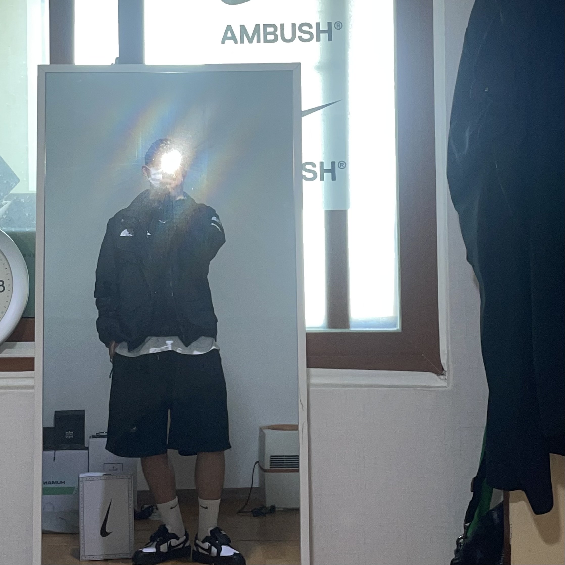 Nike x Peaceminusone Kwondo1 Black and White, Supreme x The North Face Trekking Convertible Jacket Black - 22SS 착용 스타일