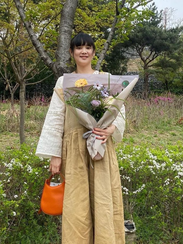 Tod's Oboe Bag Micro Orange 착용 스타일