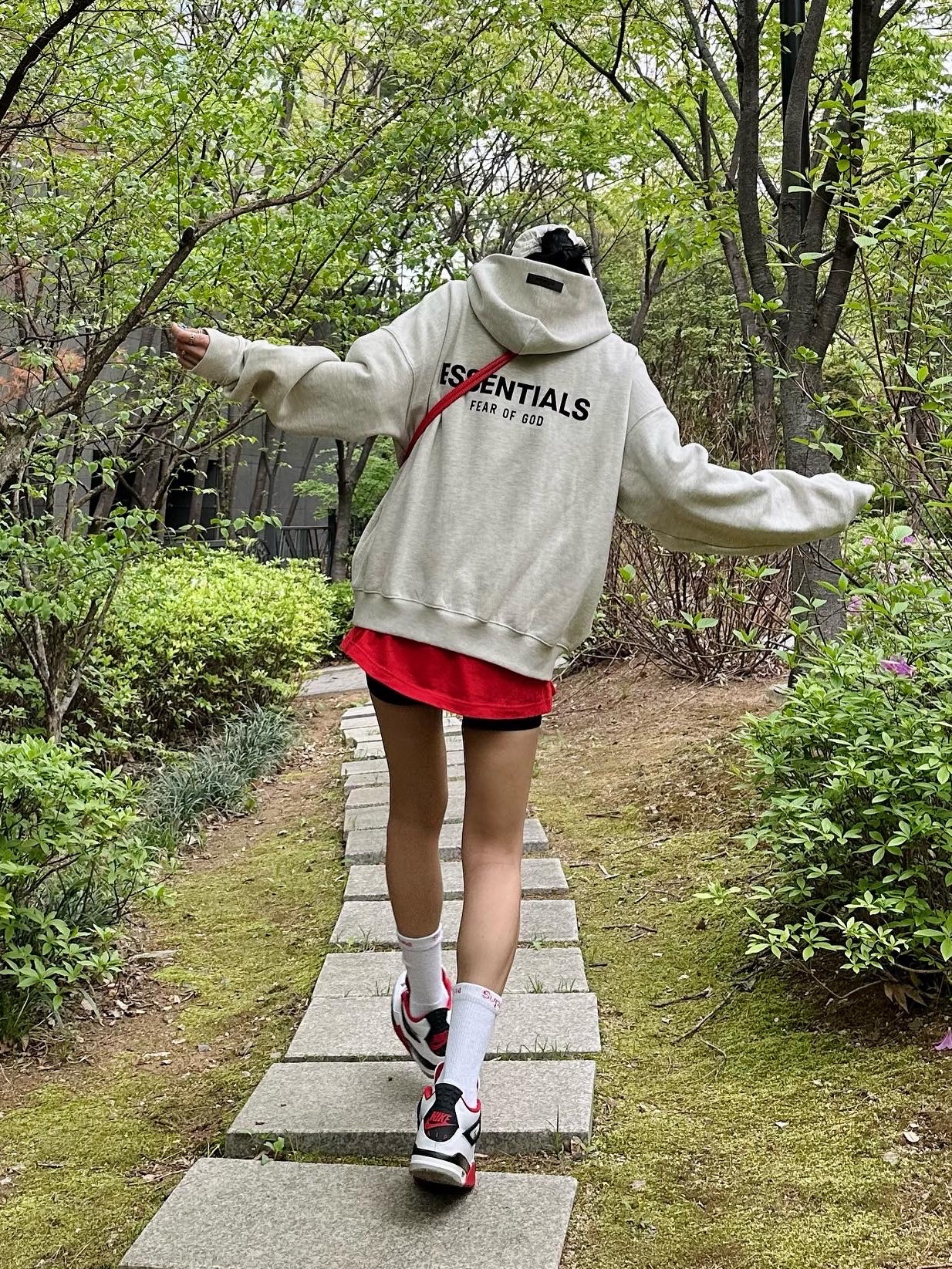 Supreme Military Camp Cap Stone - 22SS, Essentials The Core Collection Hoodie Light Oatmeal 착용 스타일 - 3